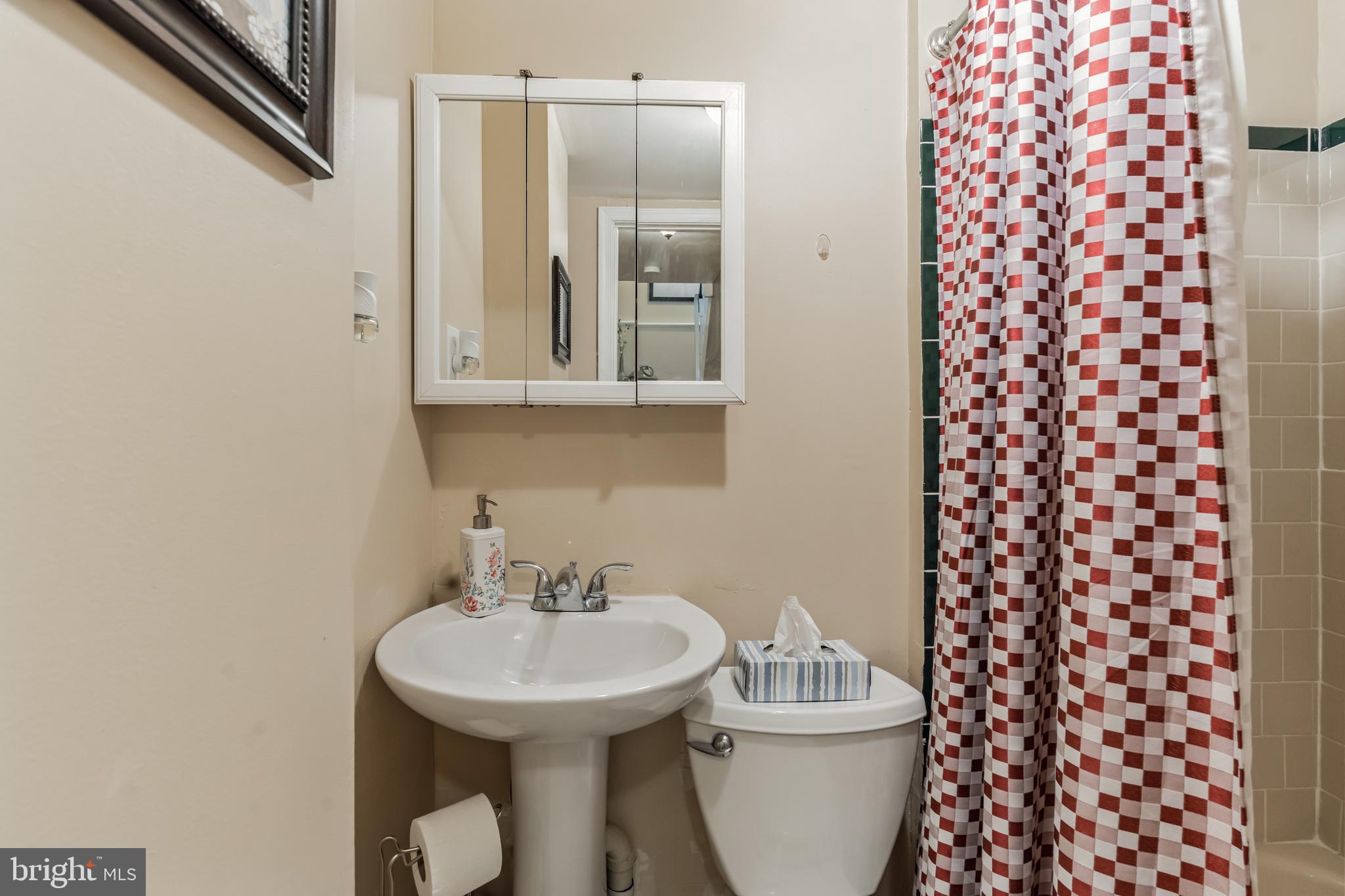 AMBER MEADOWS - Residential