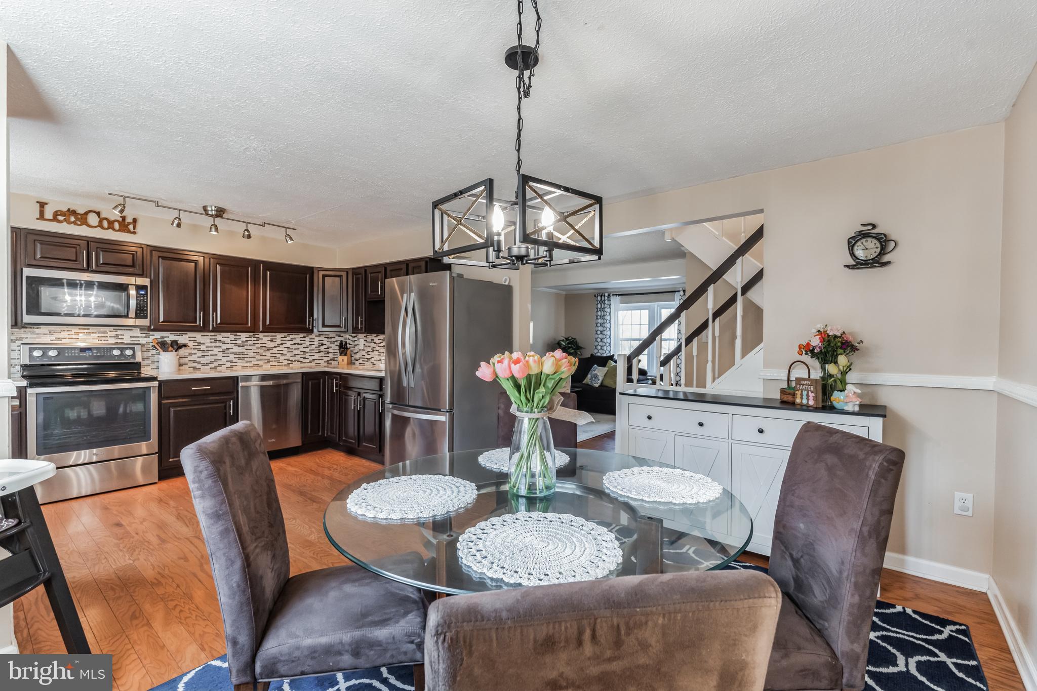 AMBER MEADOWS - Residential