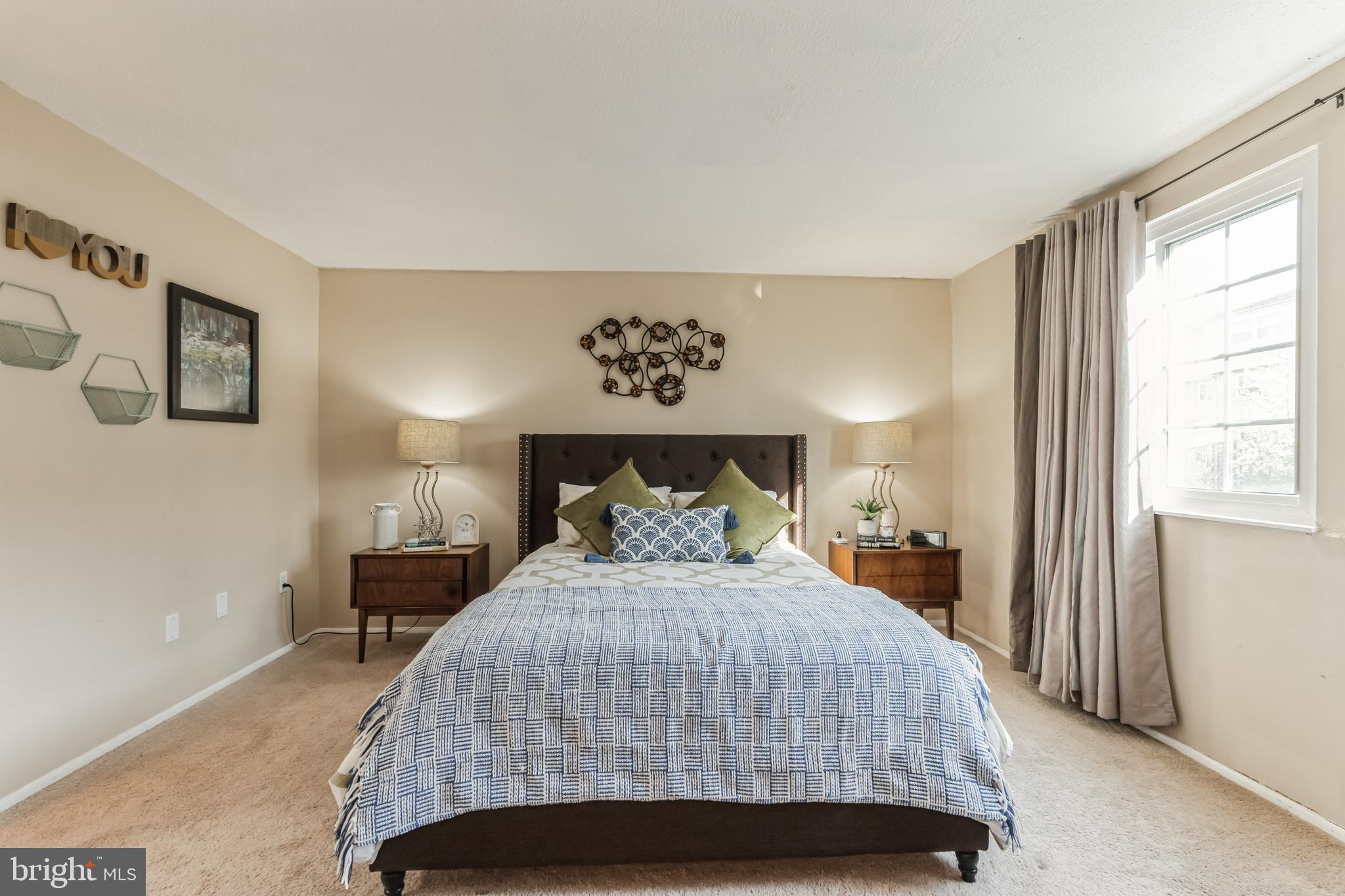 AMBER MEADOWS - Residential