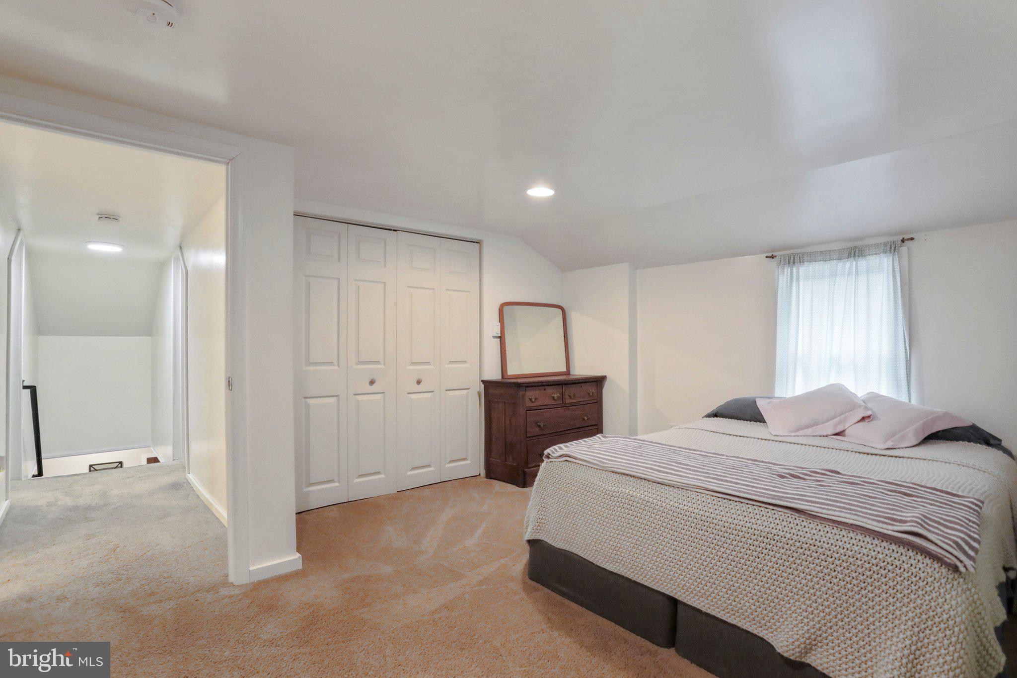 MIDDLETOWN - Residential