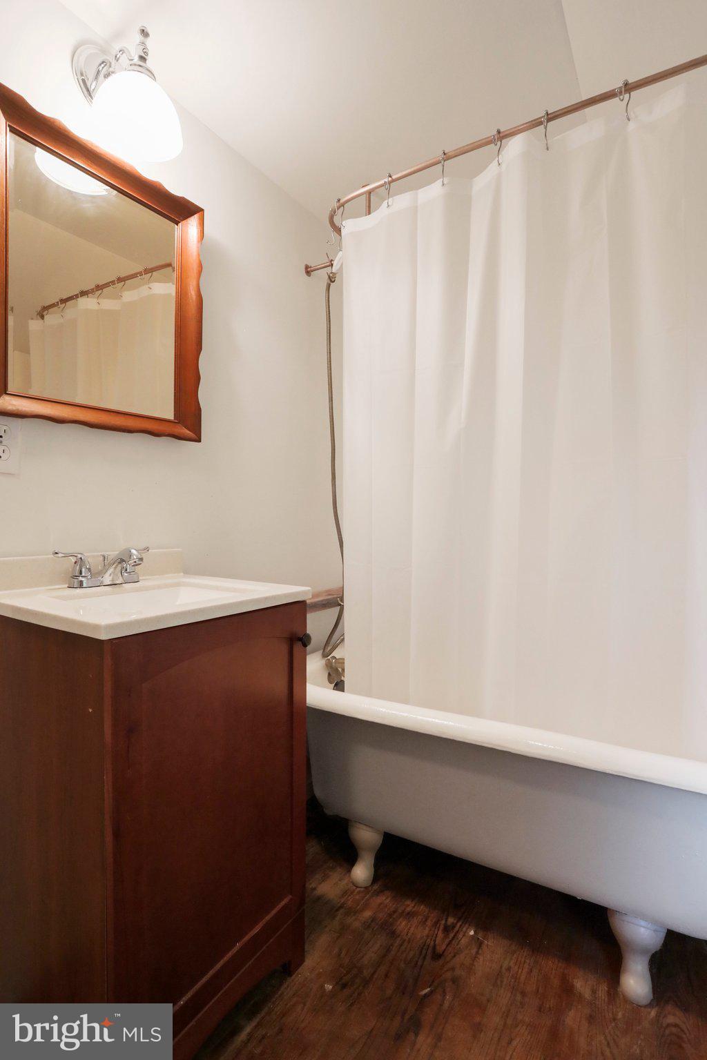 MIDDLETOWN - Residential