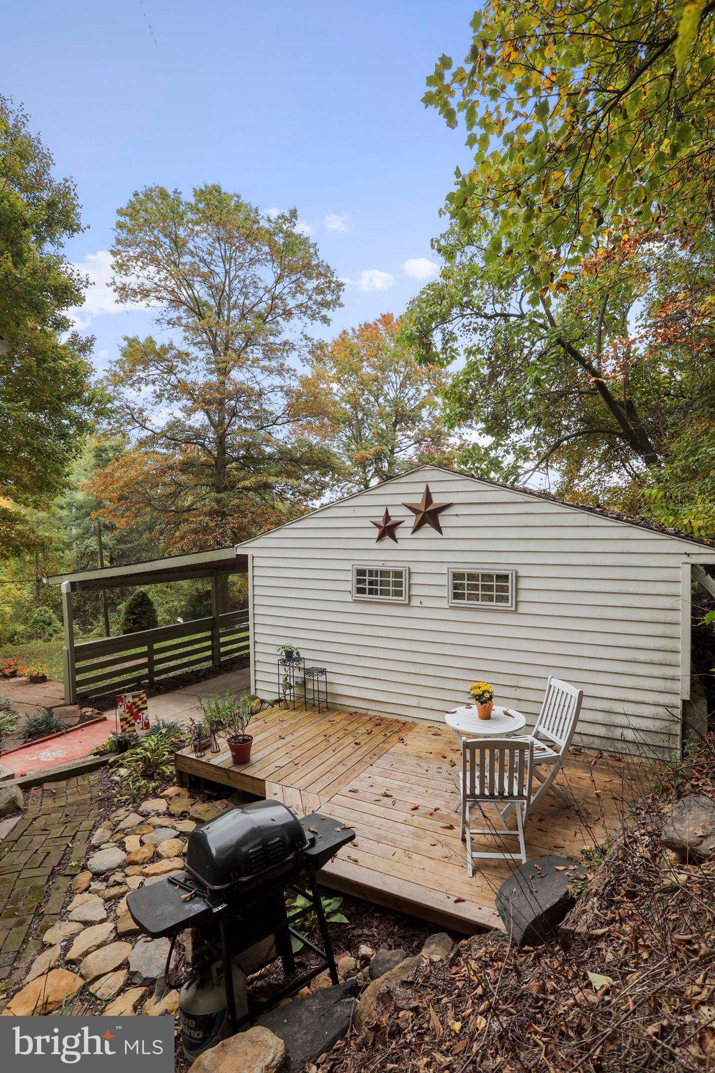 MIDDLETOWN - Residential