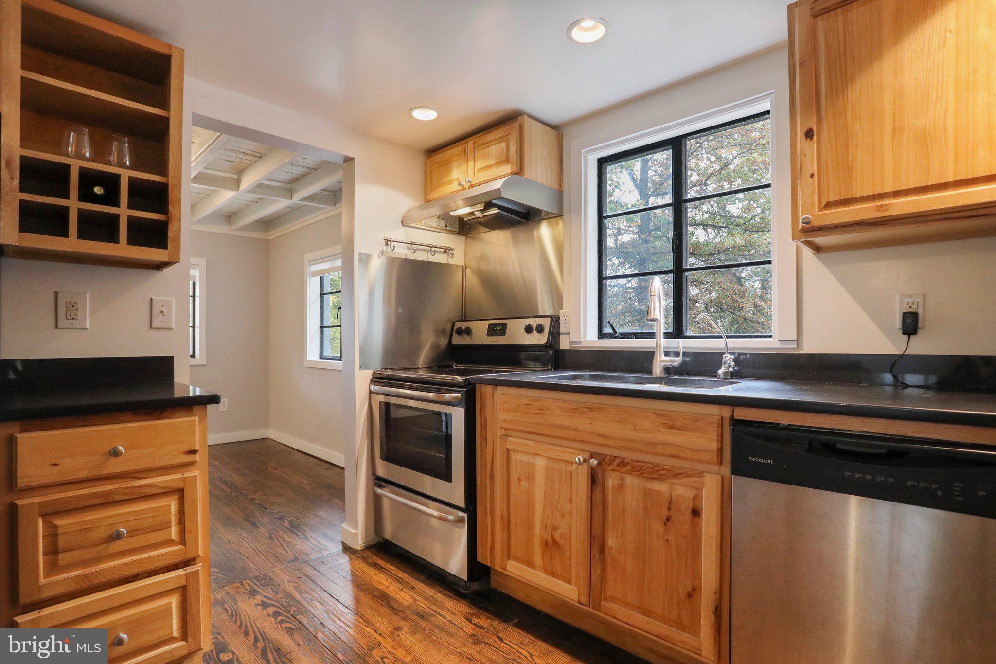 MIDDLETOWN - Residential