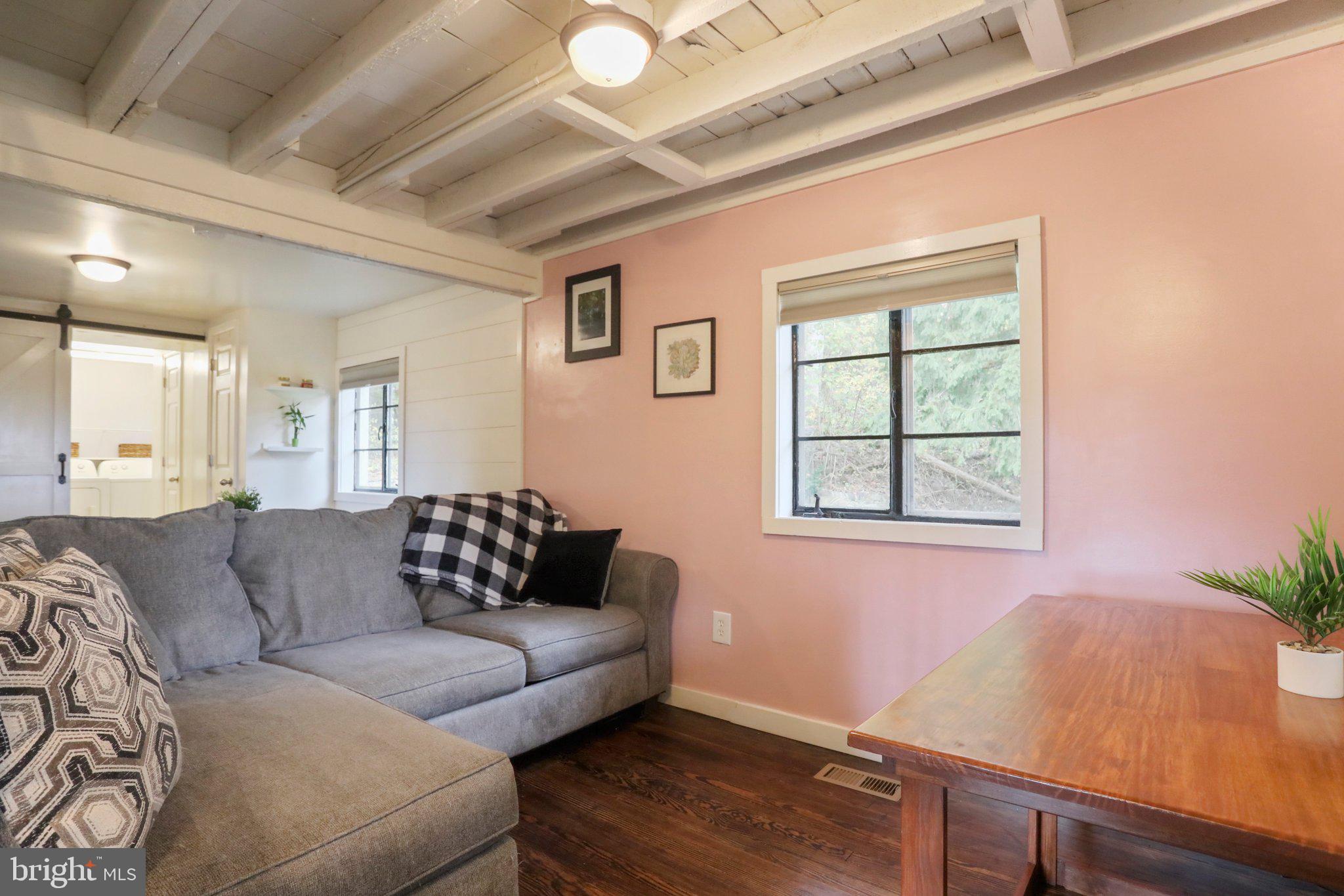 MIDDLETOWN - Residential