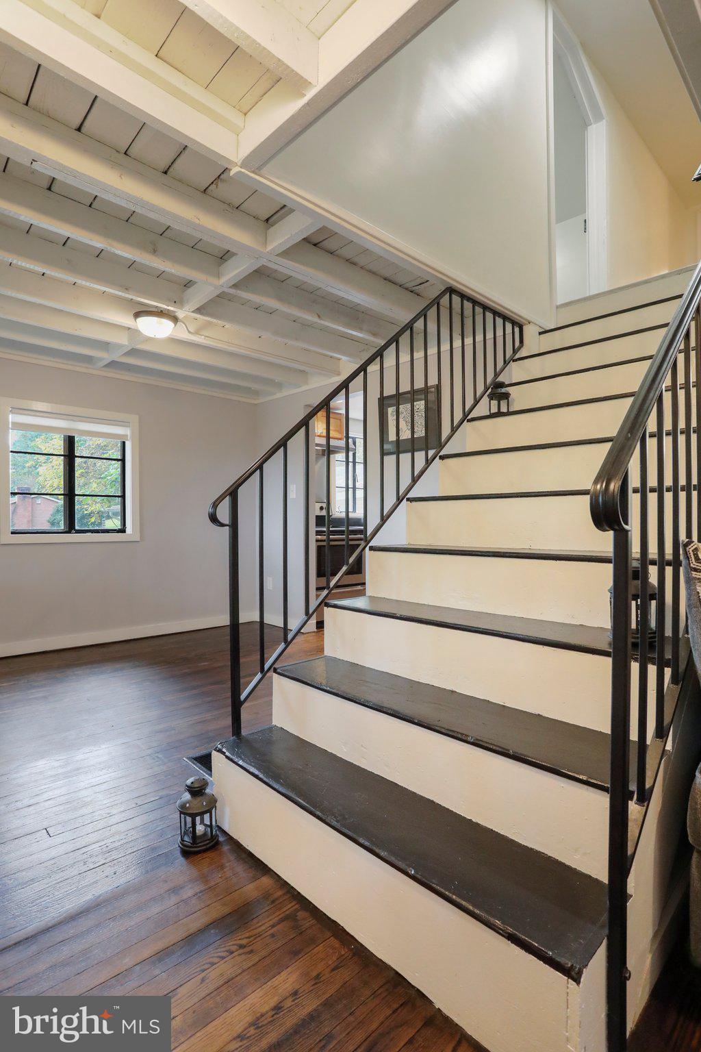 MIDDLETOWN - Residential