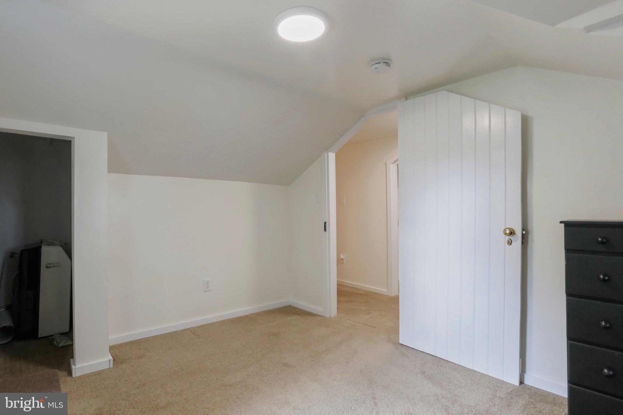 MIDDLETOWN - Residential