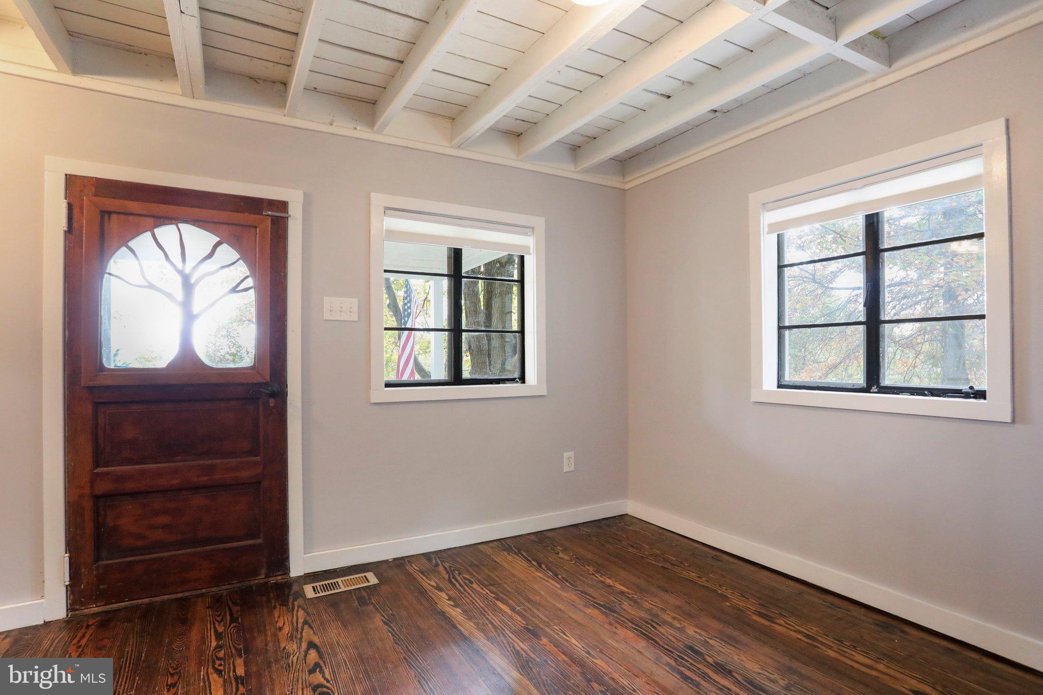 MIDDLETOWN - Residential