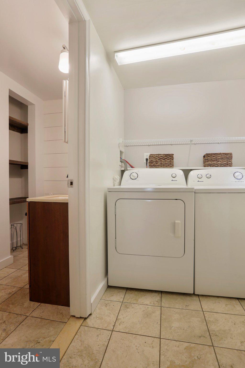 MIDDLETOWN - Residential