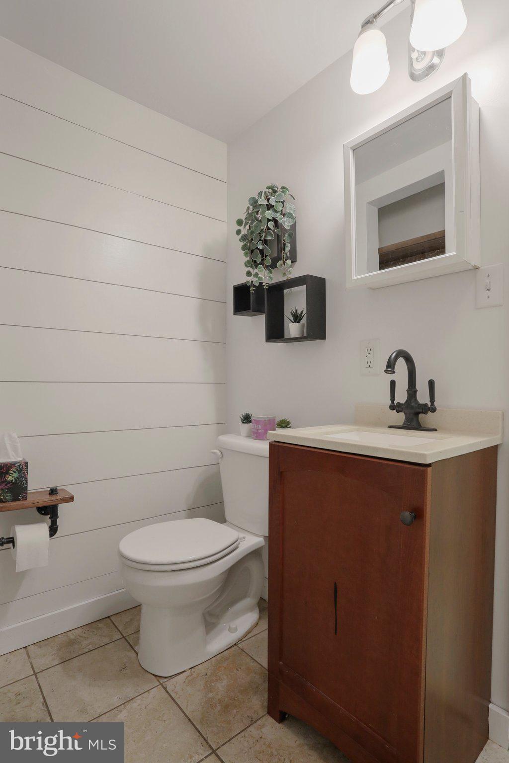 MIDDLETOWN - Residential