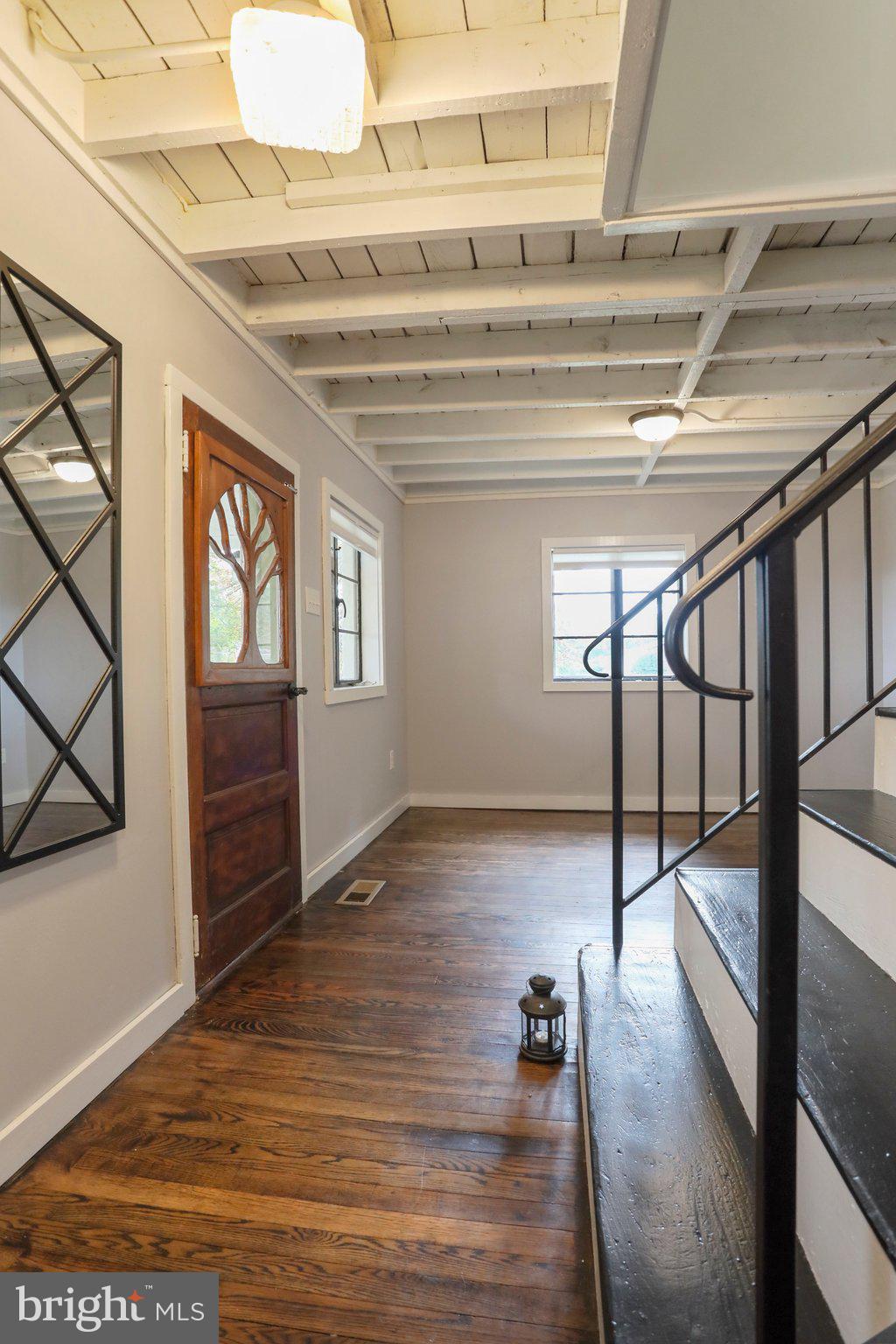 MIDDLETOWN - Residential