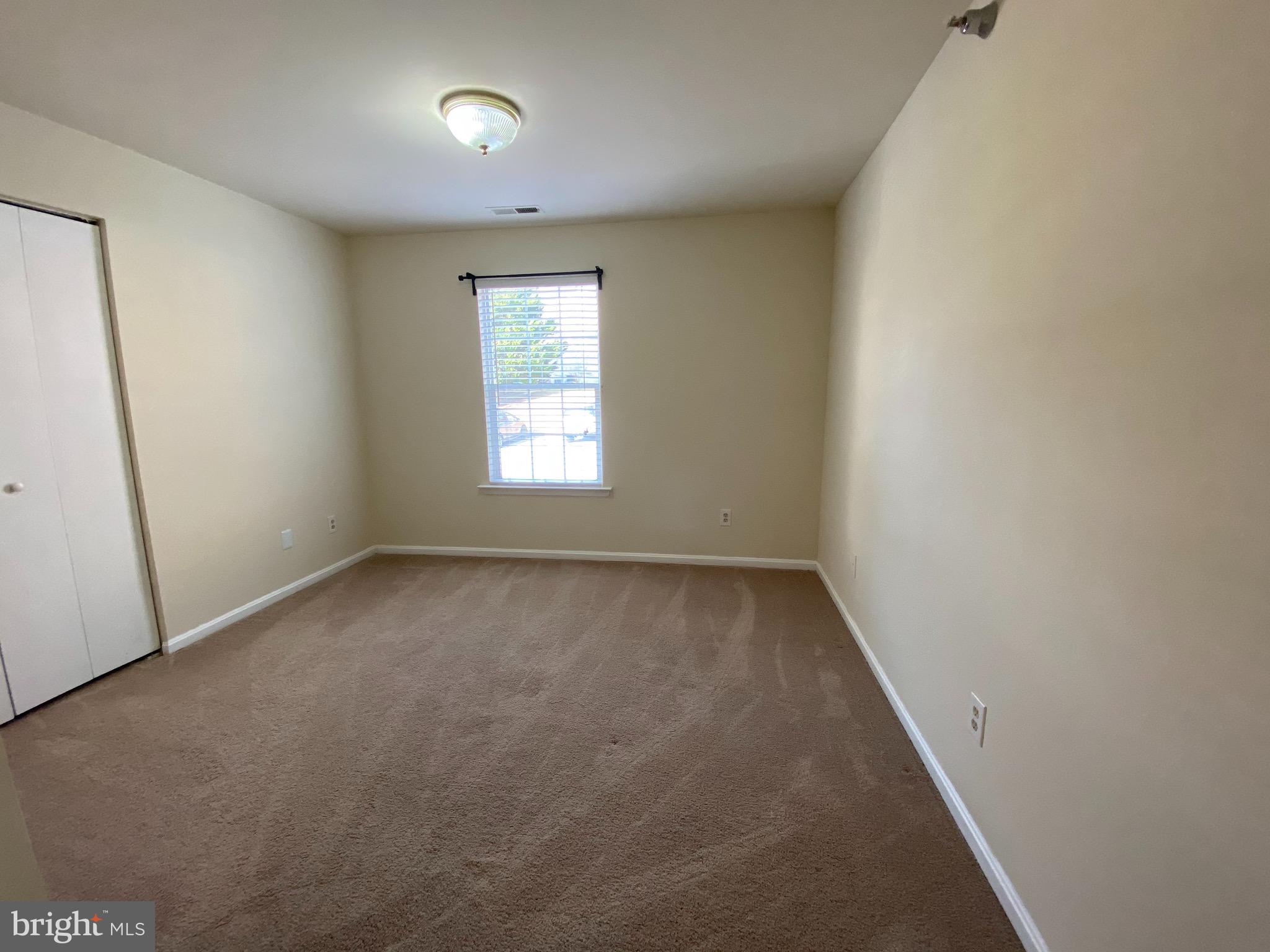 CARRIAGE POINTE AT AQUIA - Residential Lease