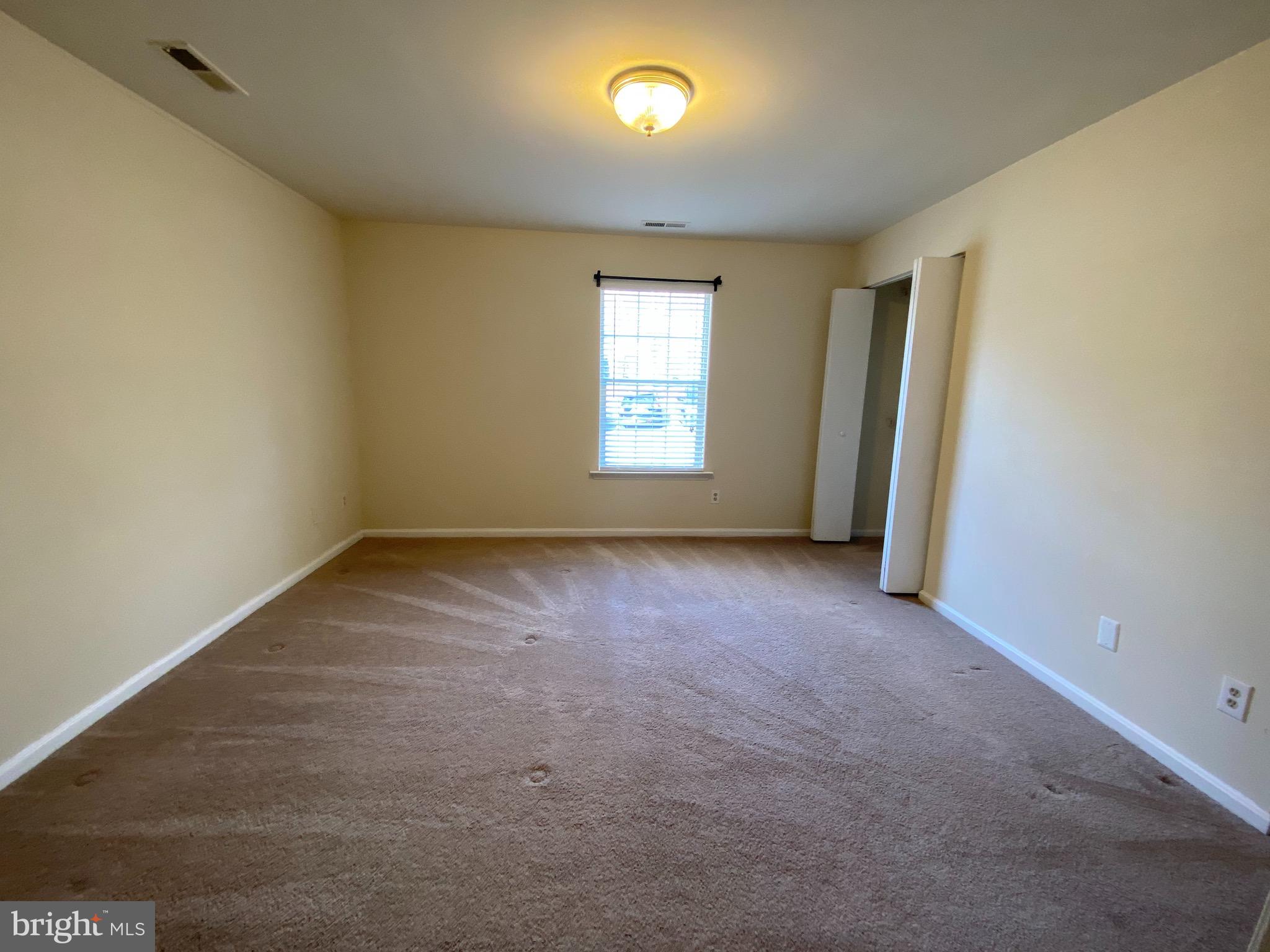 CARRIAGE POINTE AT AQUIA - Residential Lease