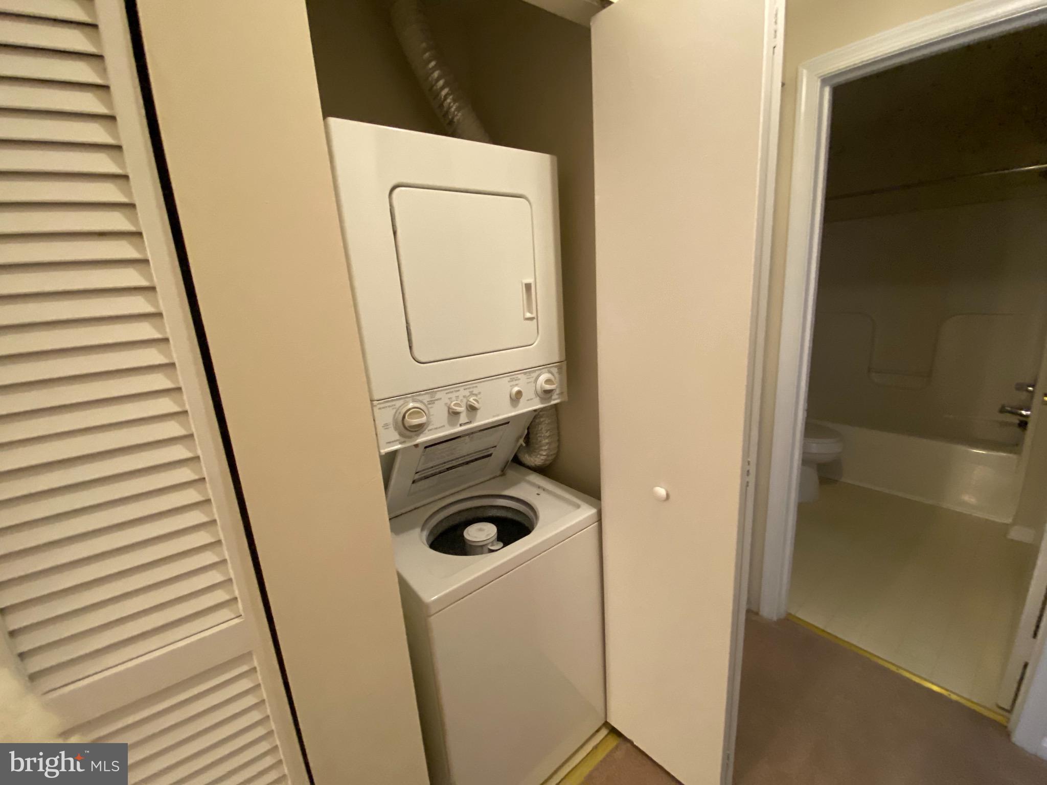 CARRIAGE POINTE AT AQUIA - Residential Lease