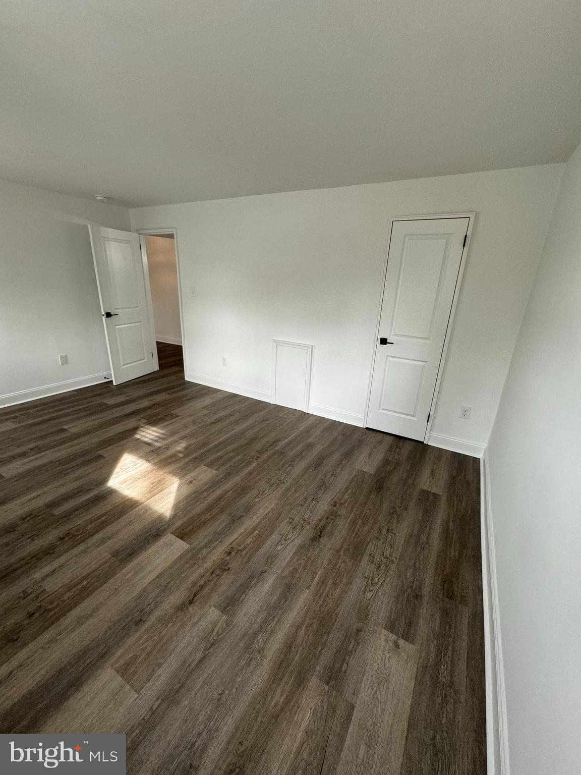 WILLOW GROVE - Residential Lease