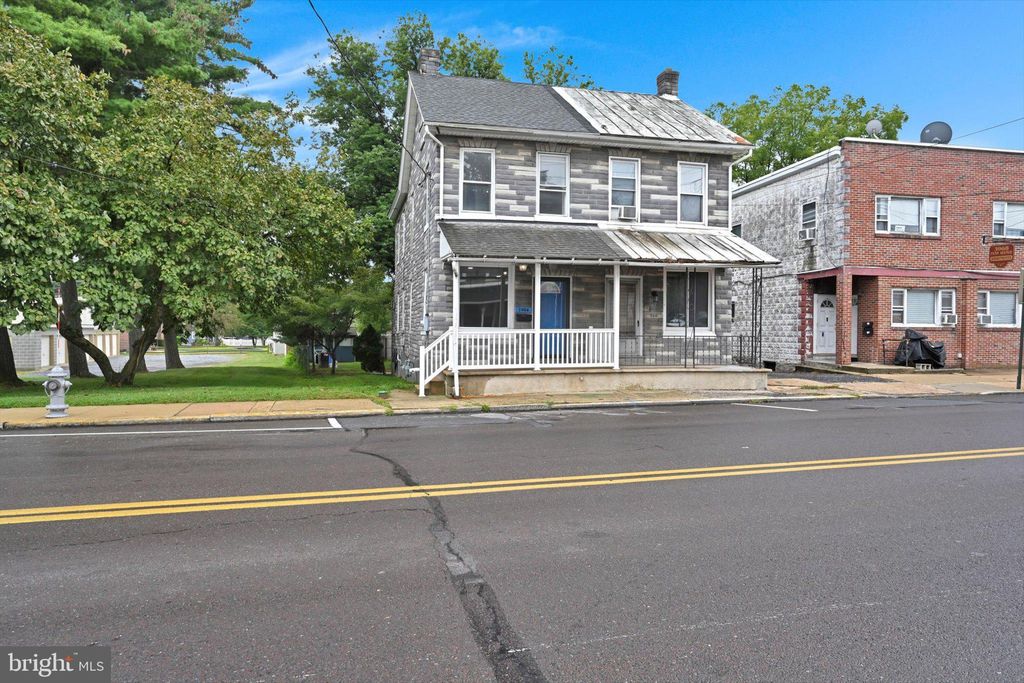 Photo of 3964 Penn Avenue, SINKING SPRING, PA 19608 (MLS # PABK2061784)