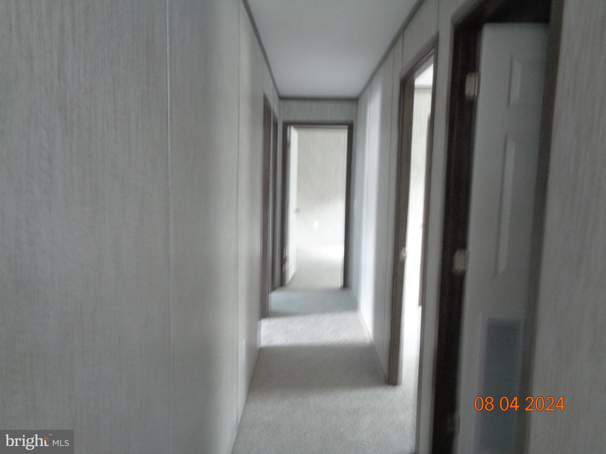 MIDDLE CREEK VILLAGE - Residential