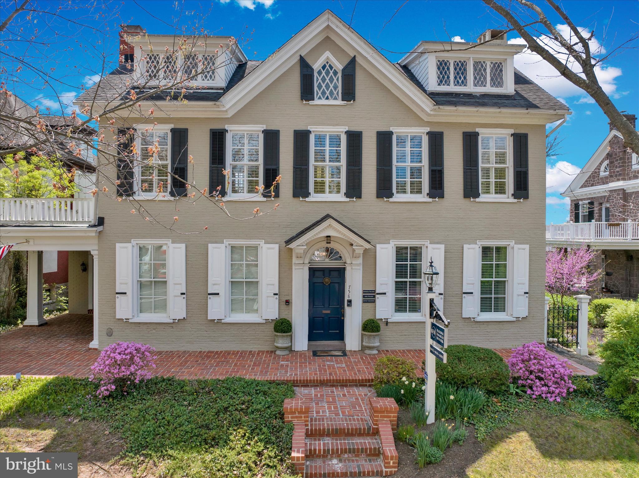758 E HIGH STREET