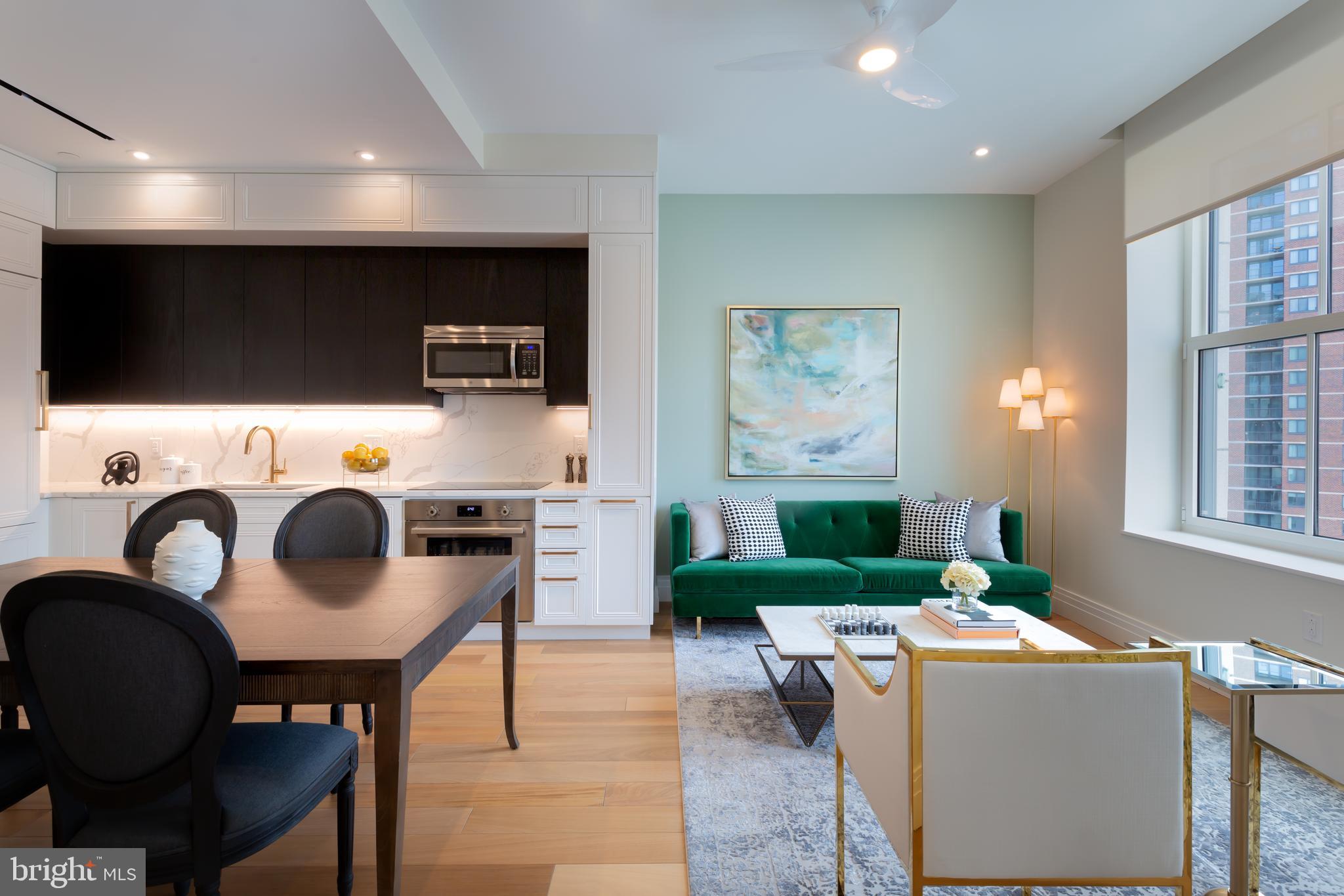 CENTER CITY - Residential Lease