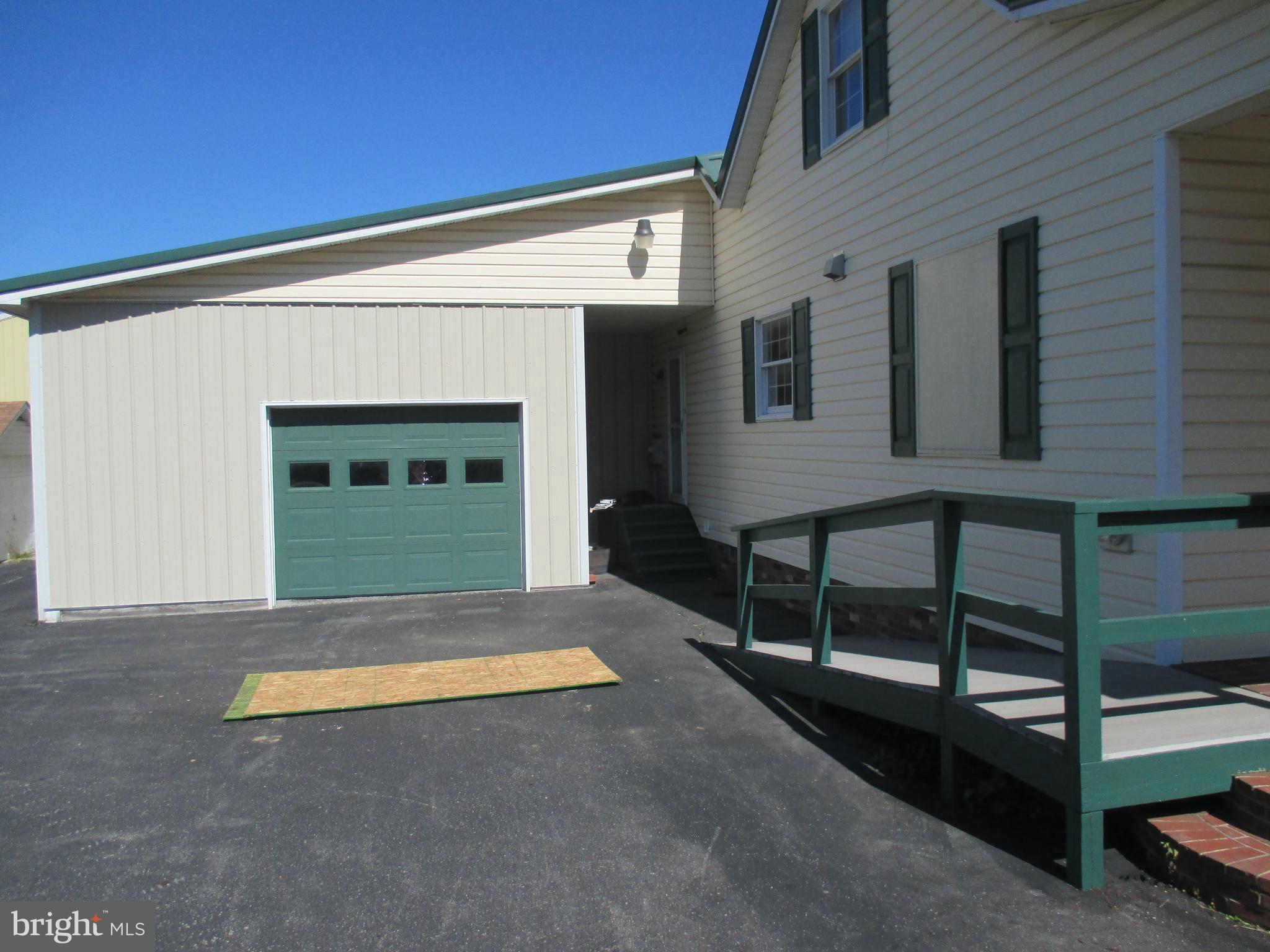 NEW CREEK AREA - Residential