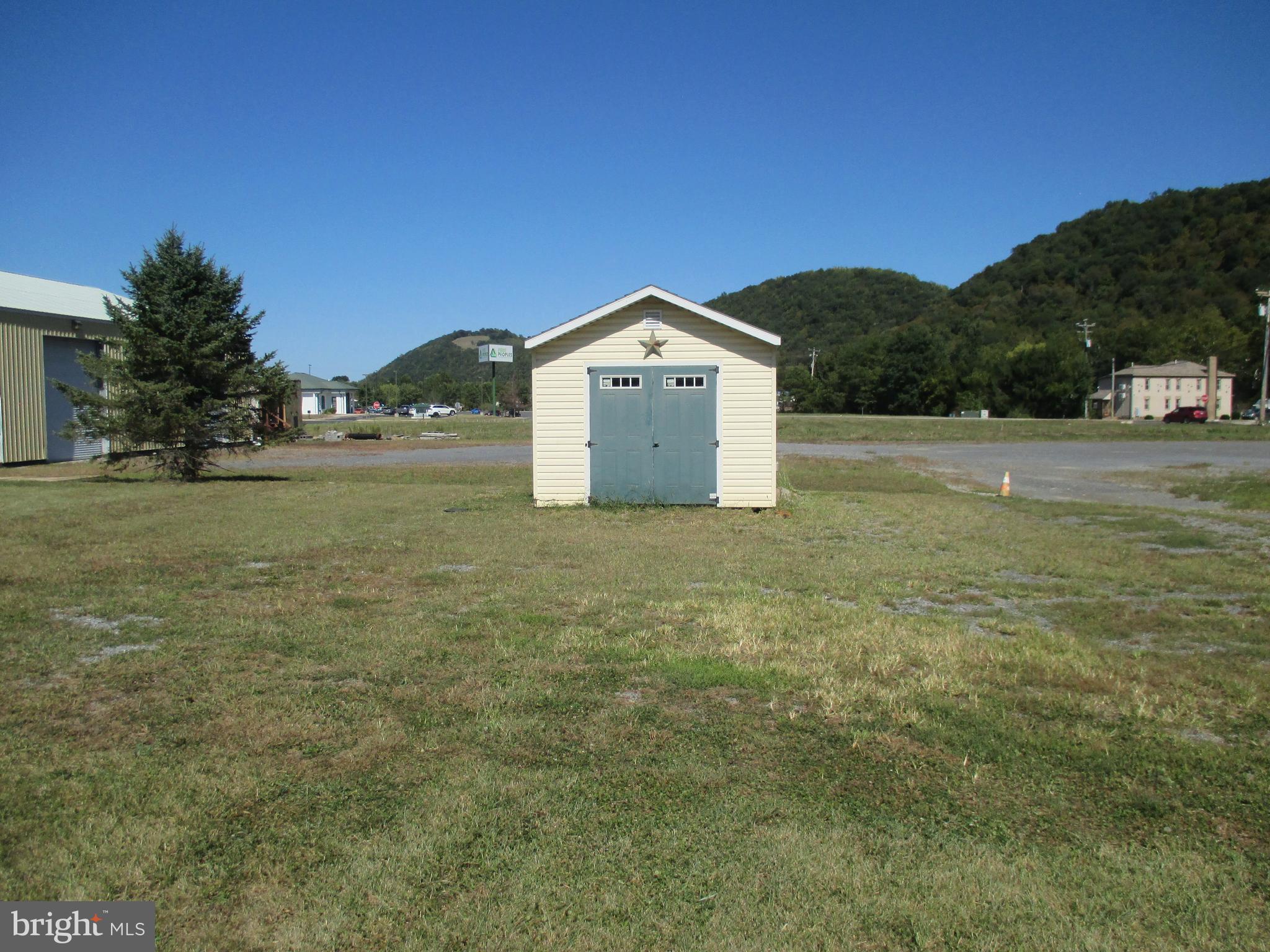 NEW CREEK AREA - Residential