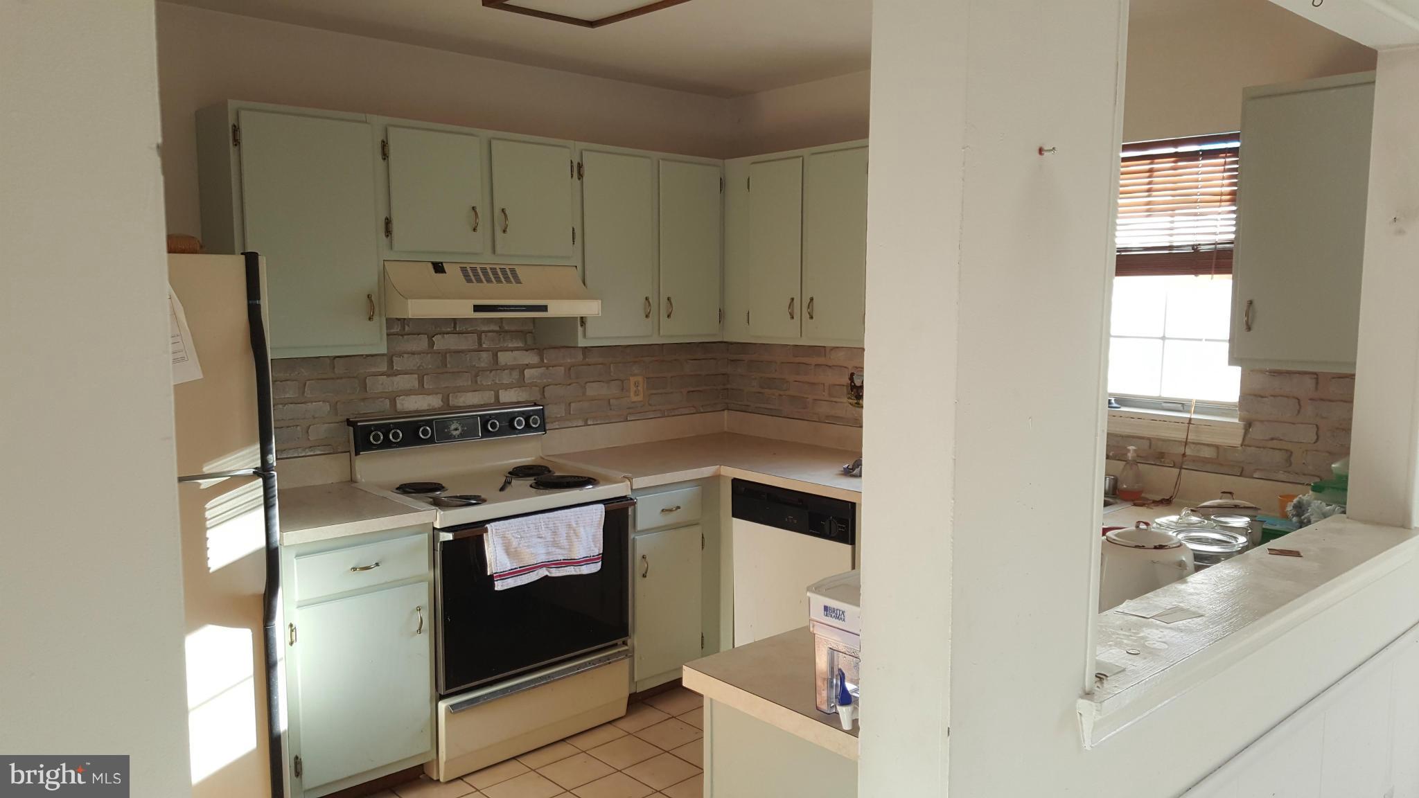 MATTAWOMAN WOODS IND HEAD - Residential