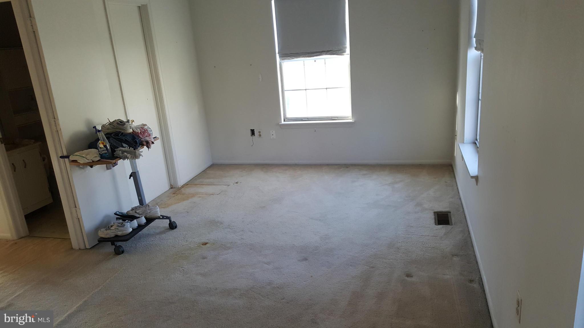 MATTAWOMAN WOODS IND HEAD - Residential