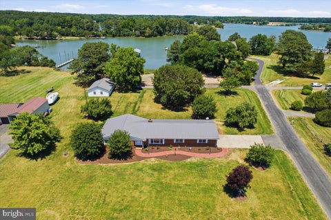 Homes For Sale - 17041 Circle Lane<br/> Saint Marys County, DAMERON, MD 20628