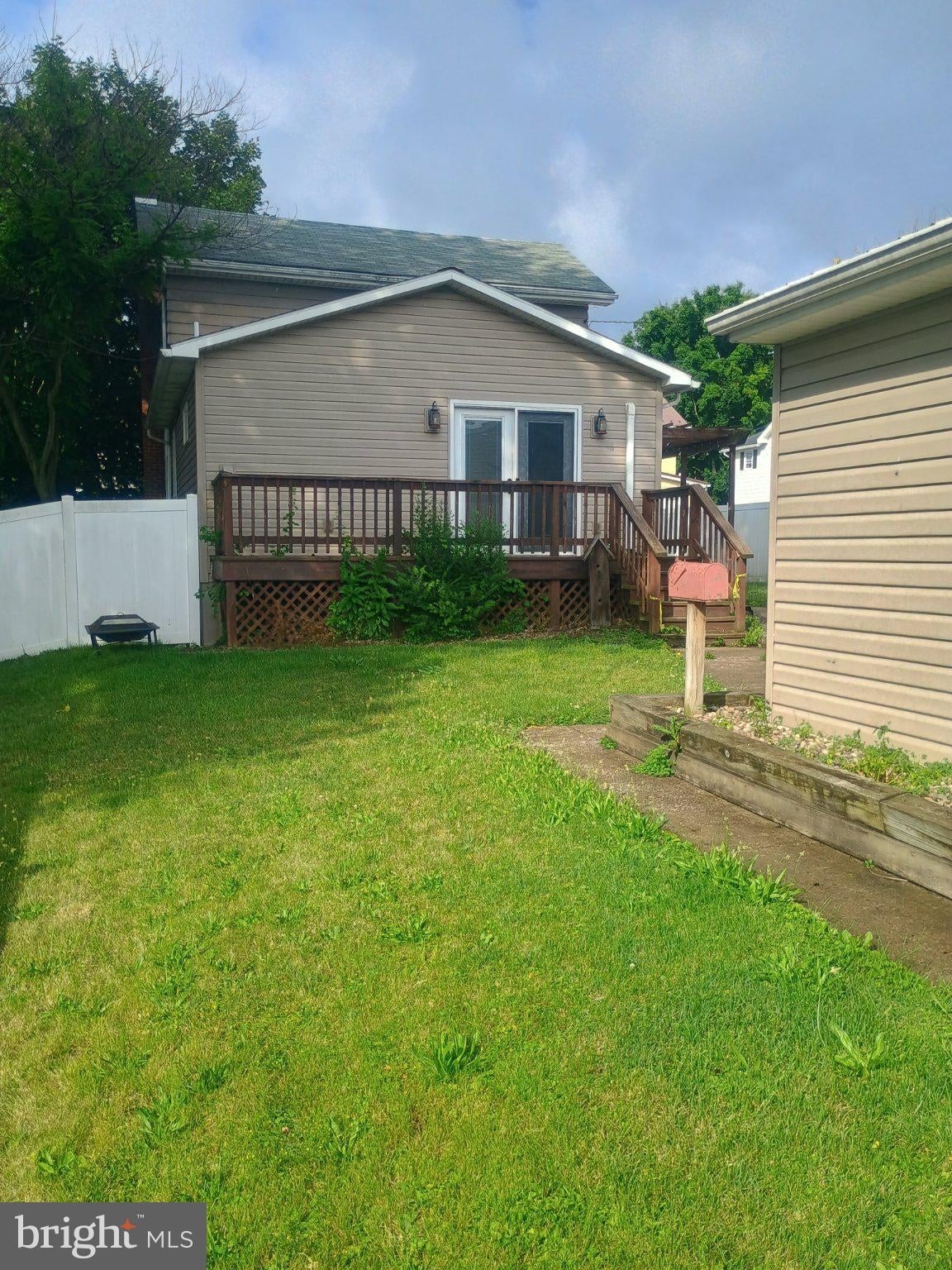 306 RIDGLEY STREET