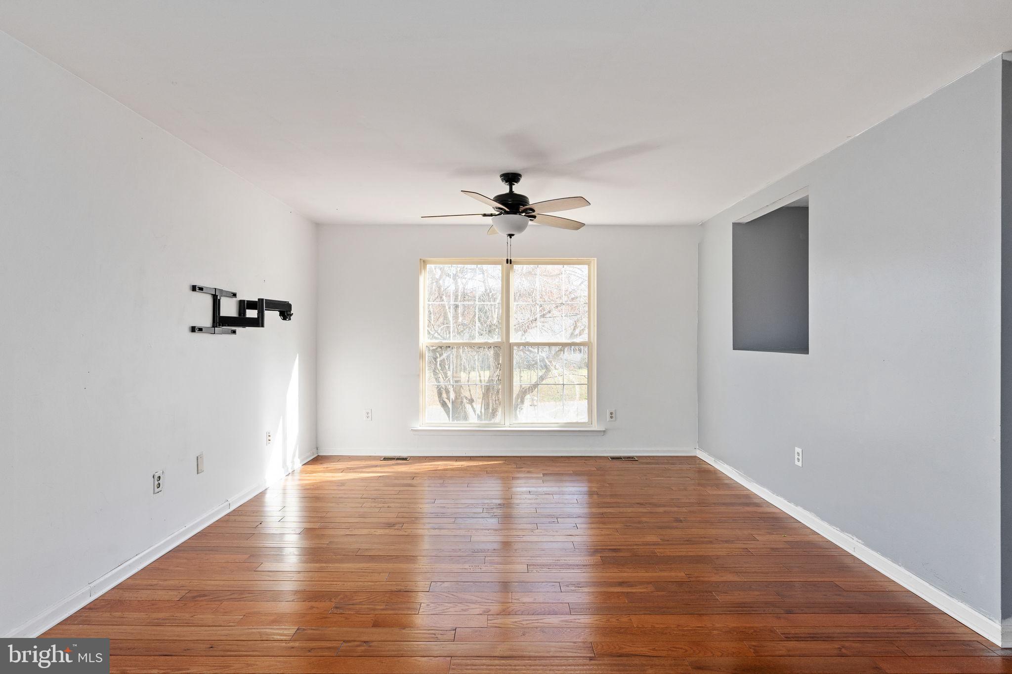 SOUTH OAKS - Residential