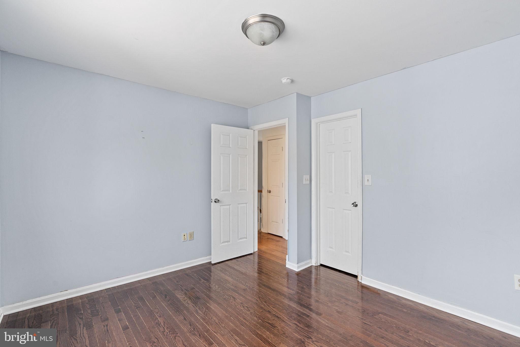 SOUTH OAKS - Residential