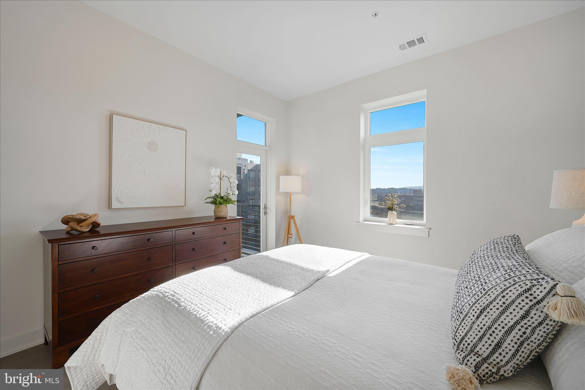 575 SOUTH CONDOS - Residential