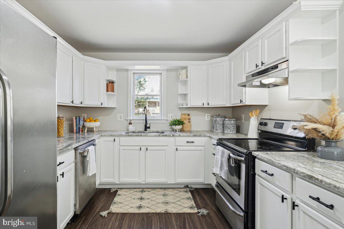 CLARKSBURG OUTSIDE - Residential