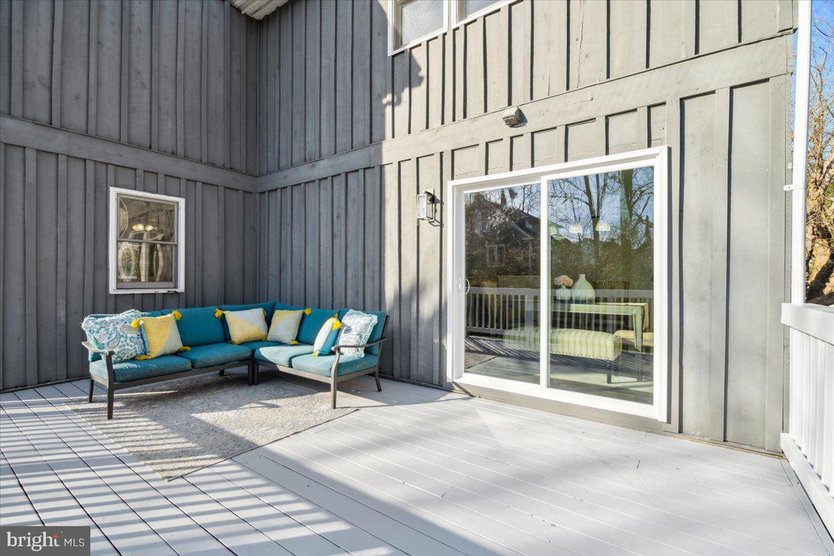 CLARKSBURG OUTSIDE - Residential