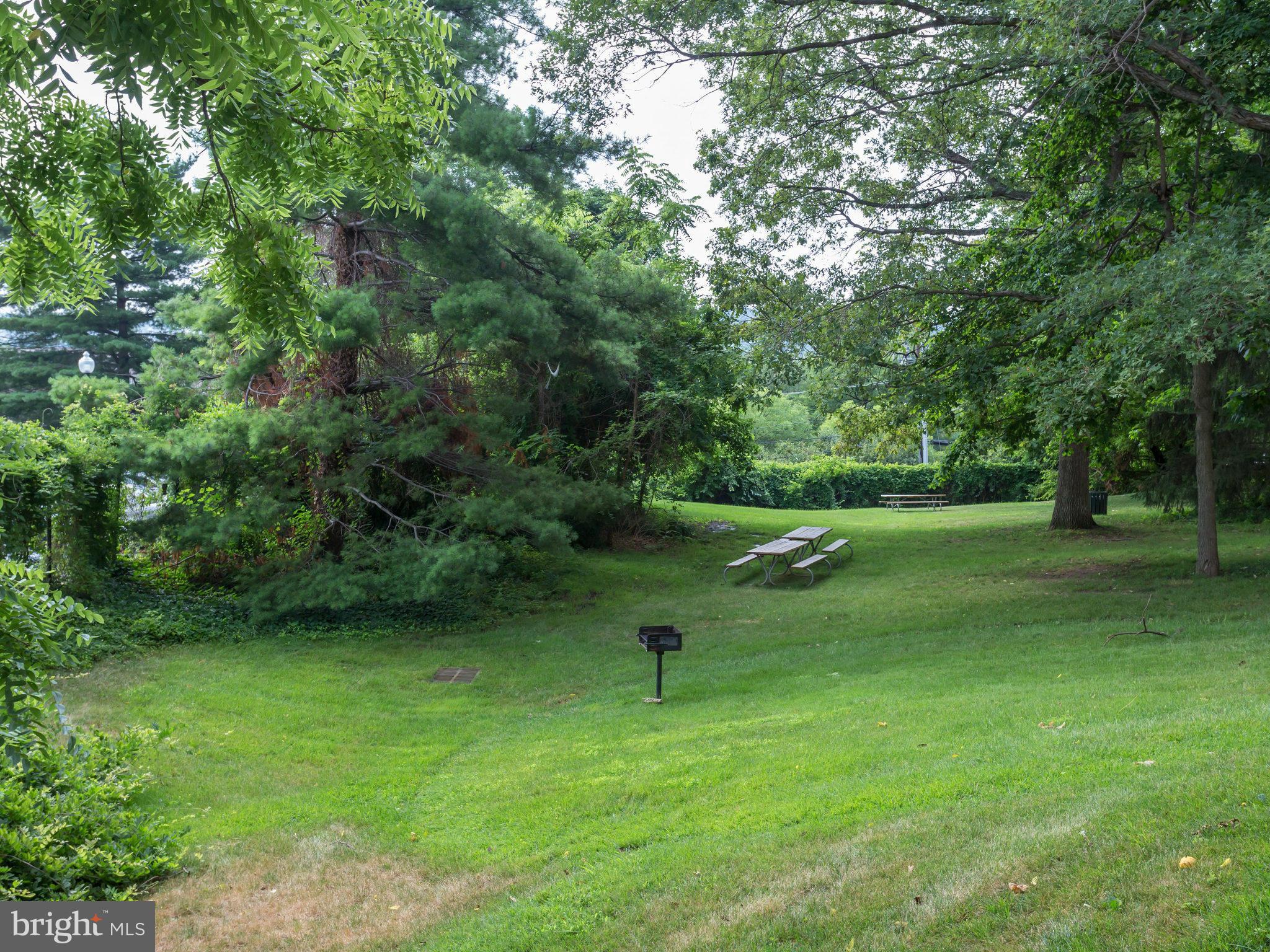 WATERGATE AT LANDMARK - Residential