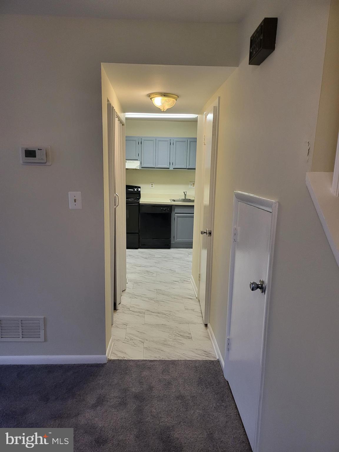 CINNAMON RIDGE CONDO - Residential Lease