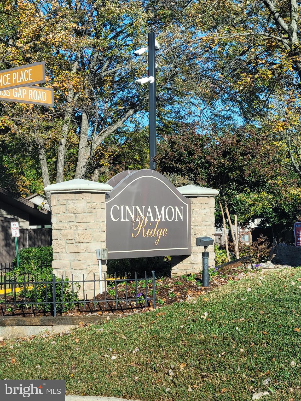 CINNAMON RIDGE CONDO - Residential Lease