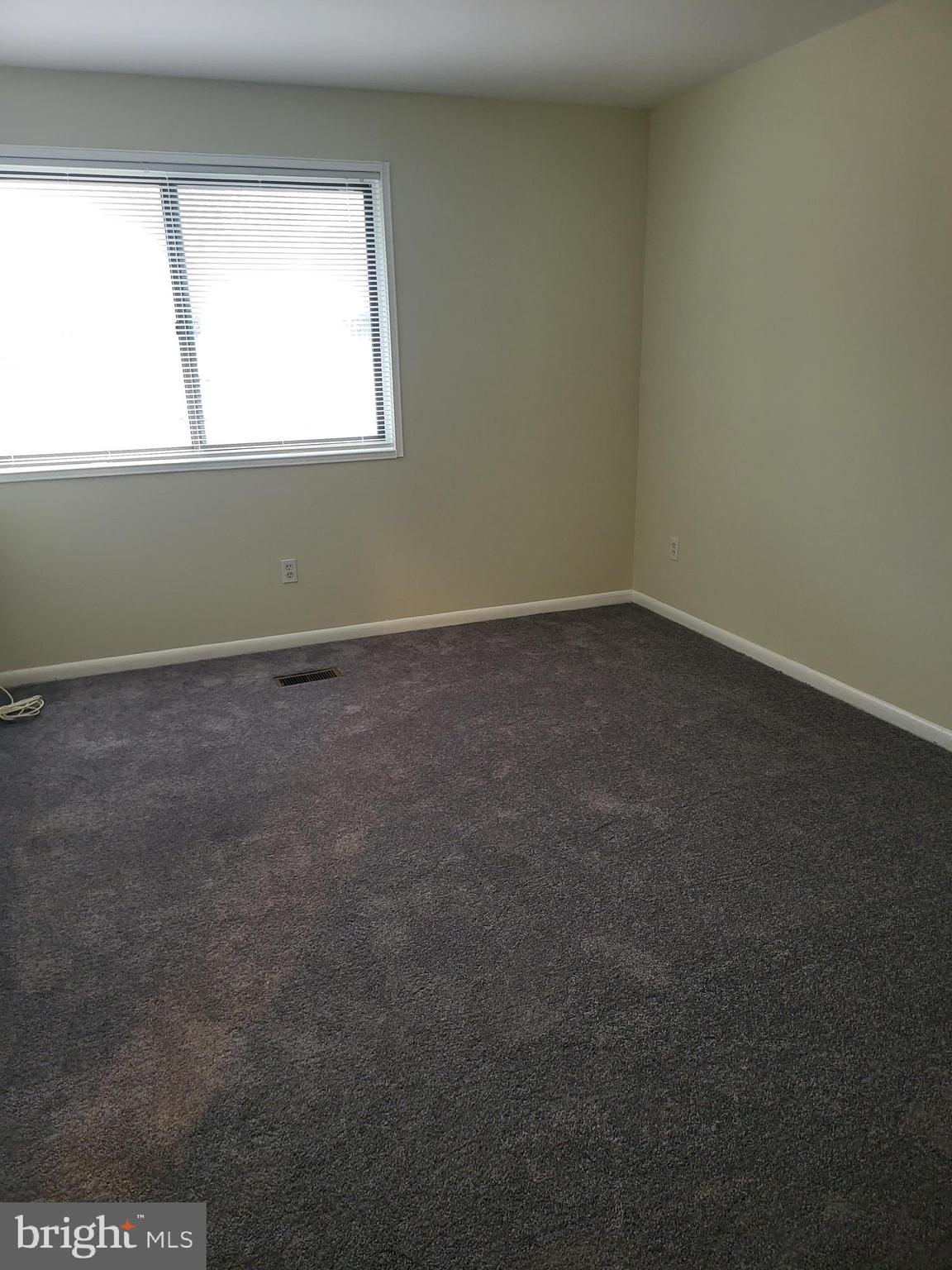 CINNAMON RIDGE CONDO - Residential Lease