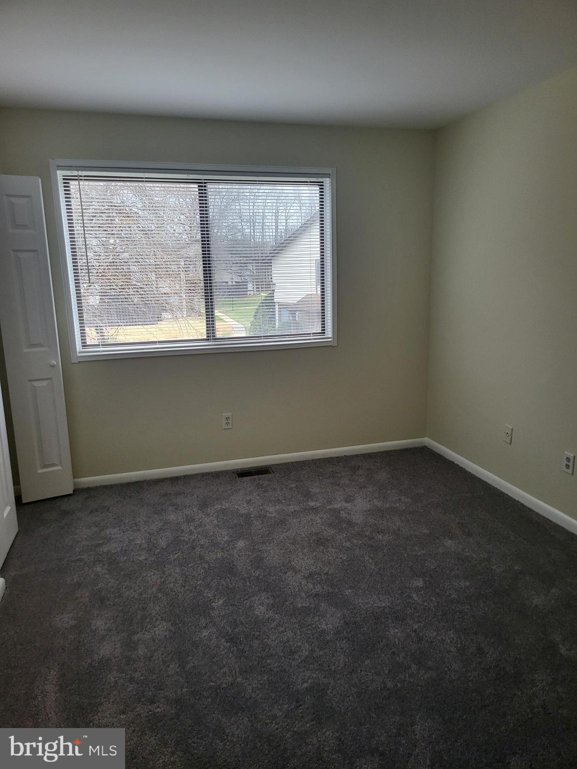 CINNAMON RIDGE CONDO - Residential Lease