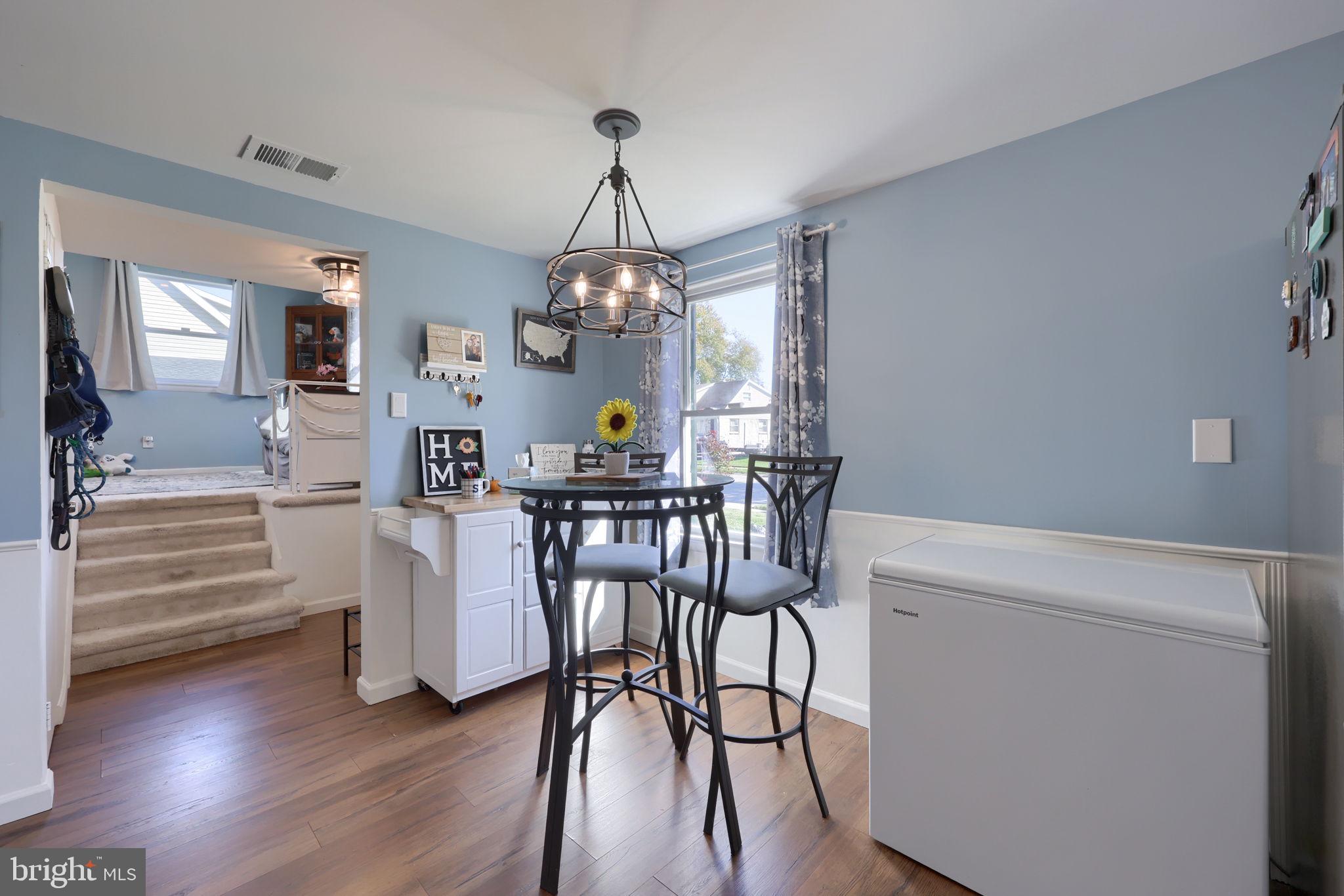 957 BELAIRE LANE