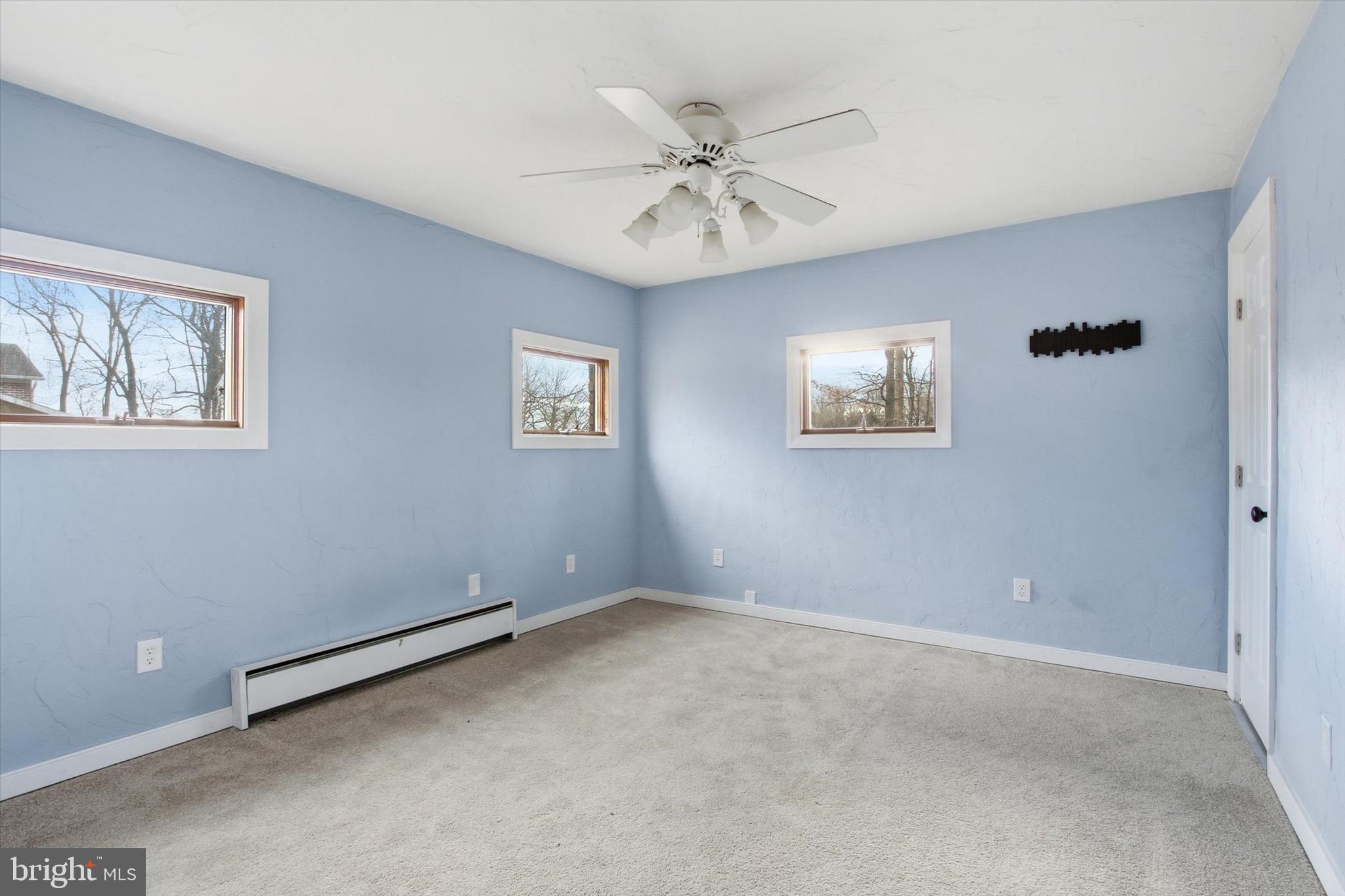 LAUREL - Residential