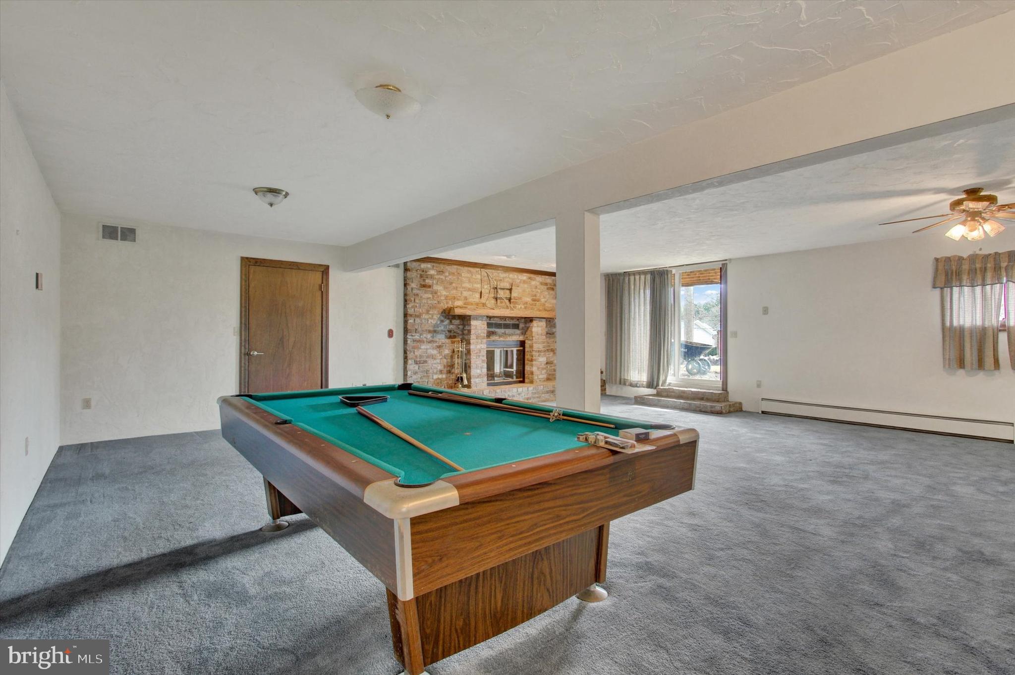 LAUREL - Residential