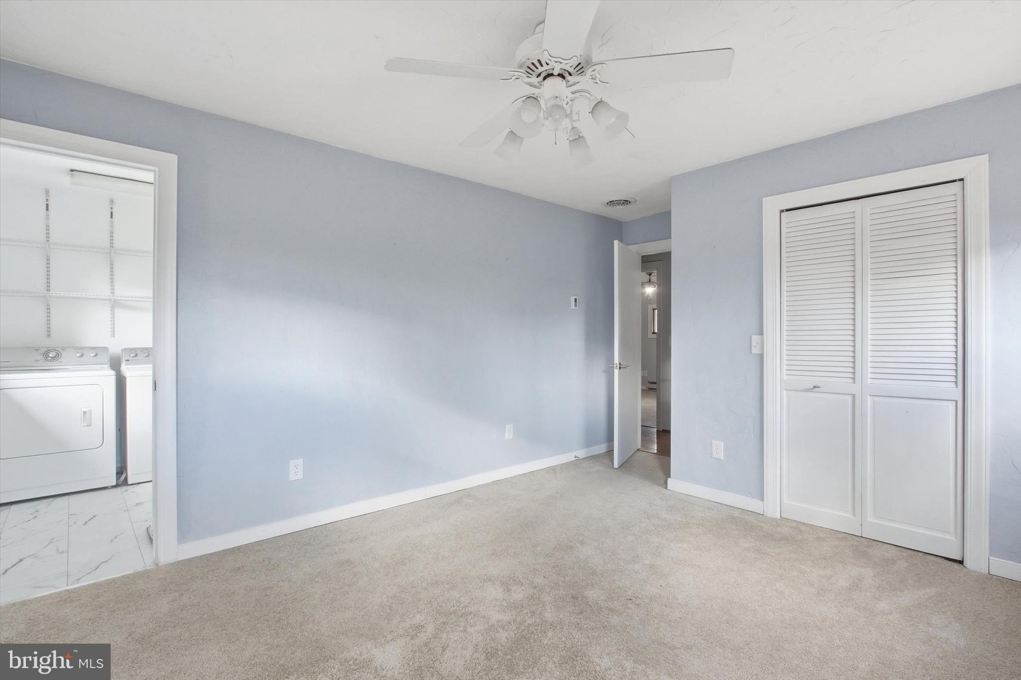 LAUREL - Residential