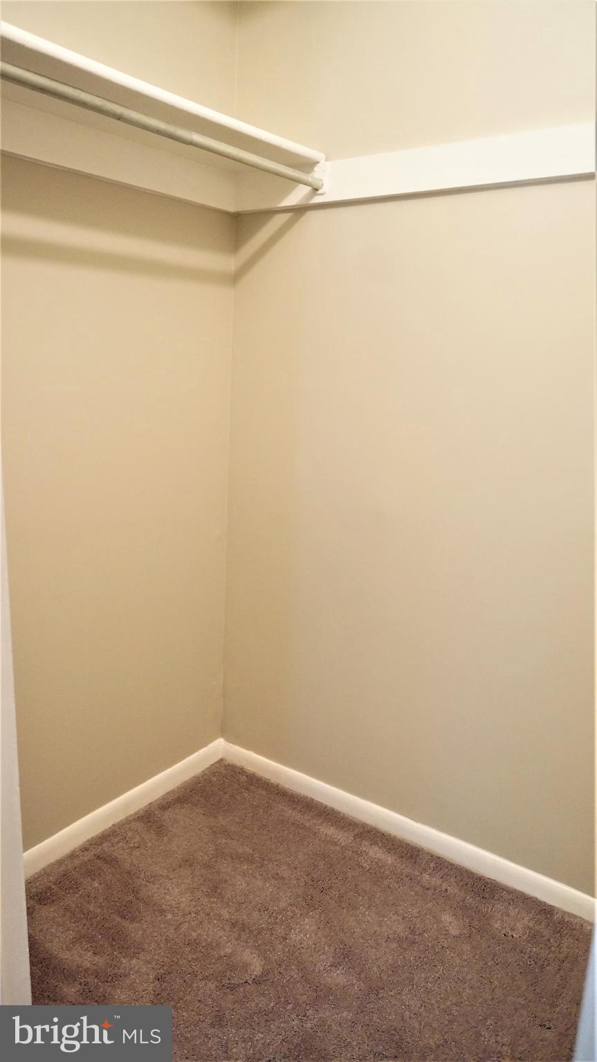 HUNTERS WOODS VILLAGE - Residential Lease