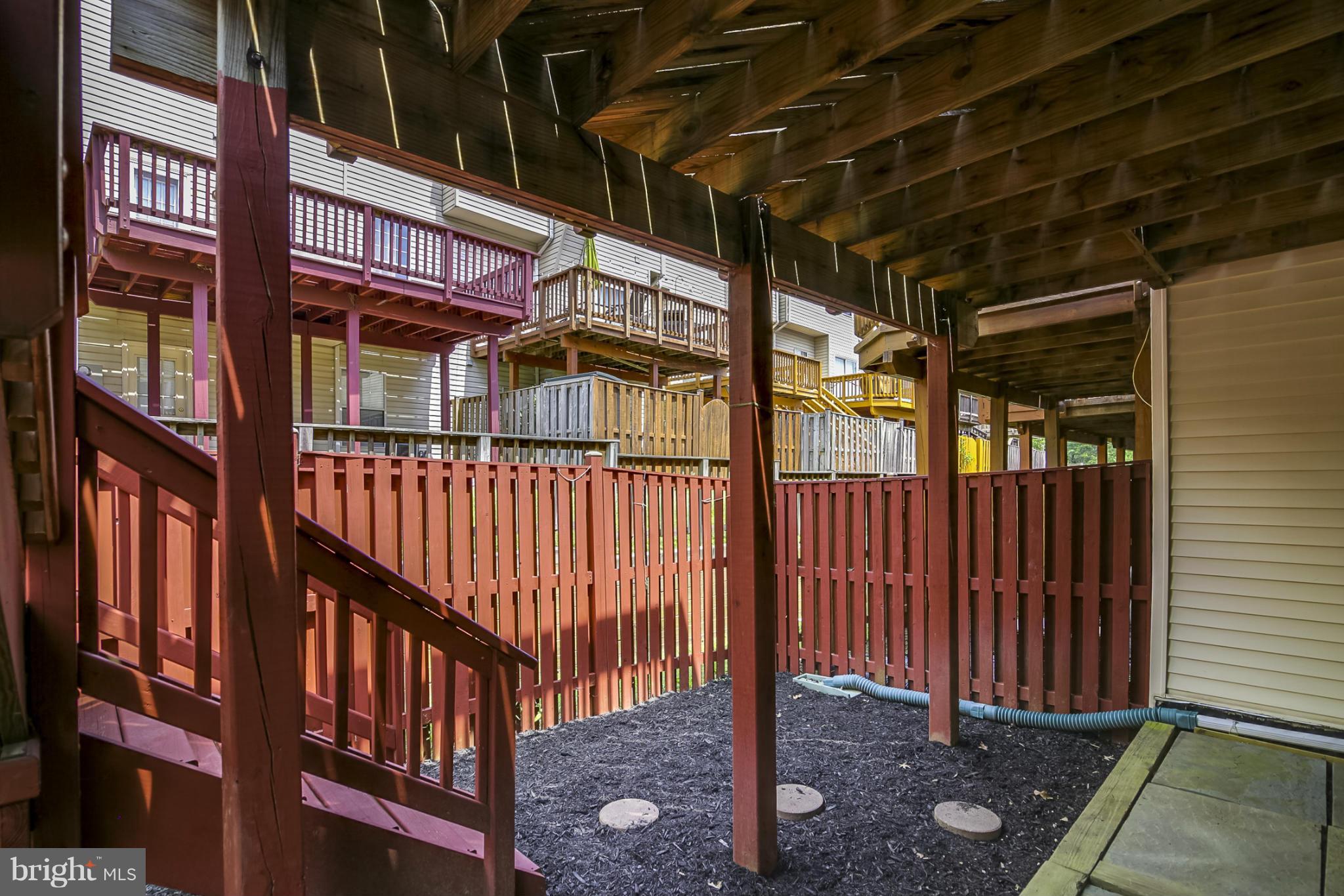 MCNAIR FARMS LANDBAY - Residential