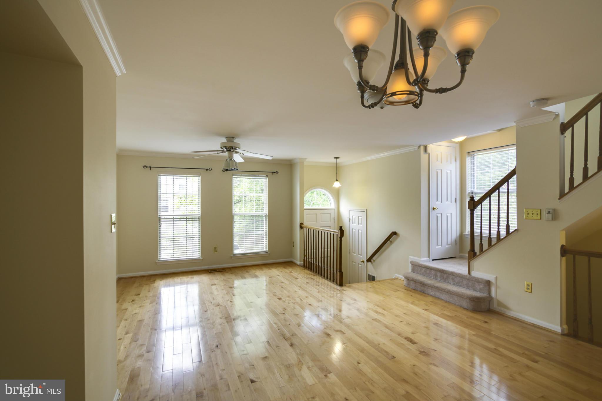 MCNAIR FARMS LANDBAY - Residential