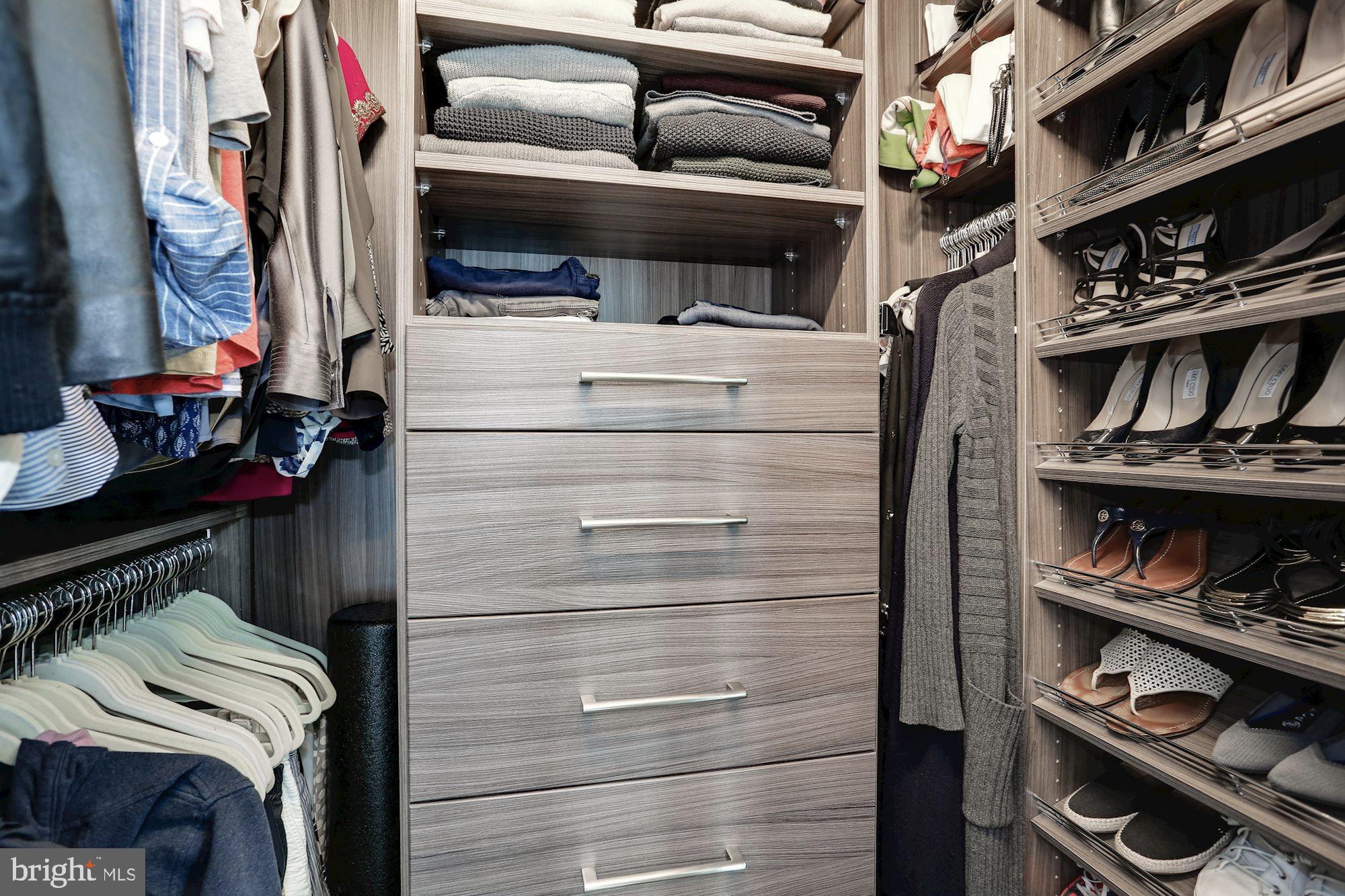 BALLSTON PARK - Residential