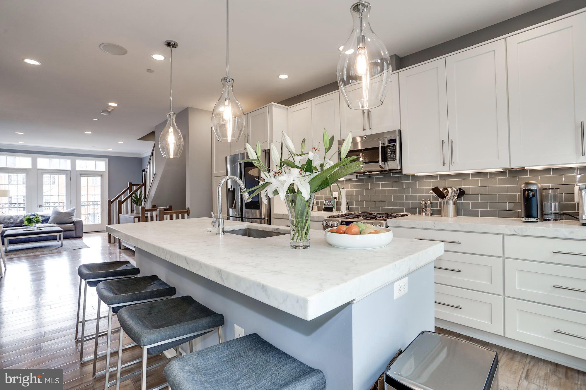 BALLSTON PARK - Residential