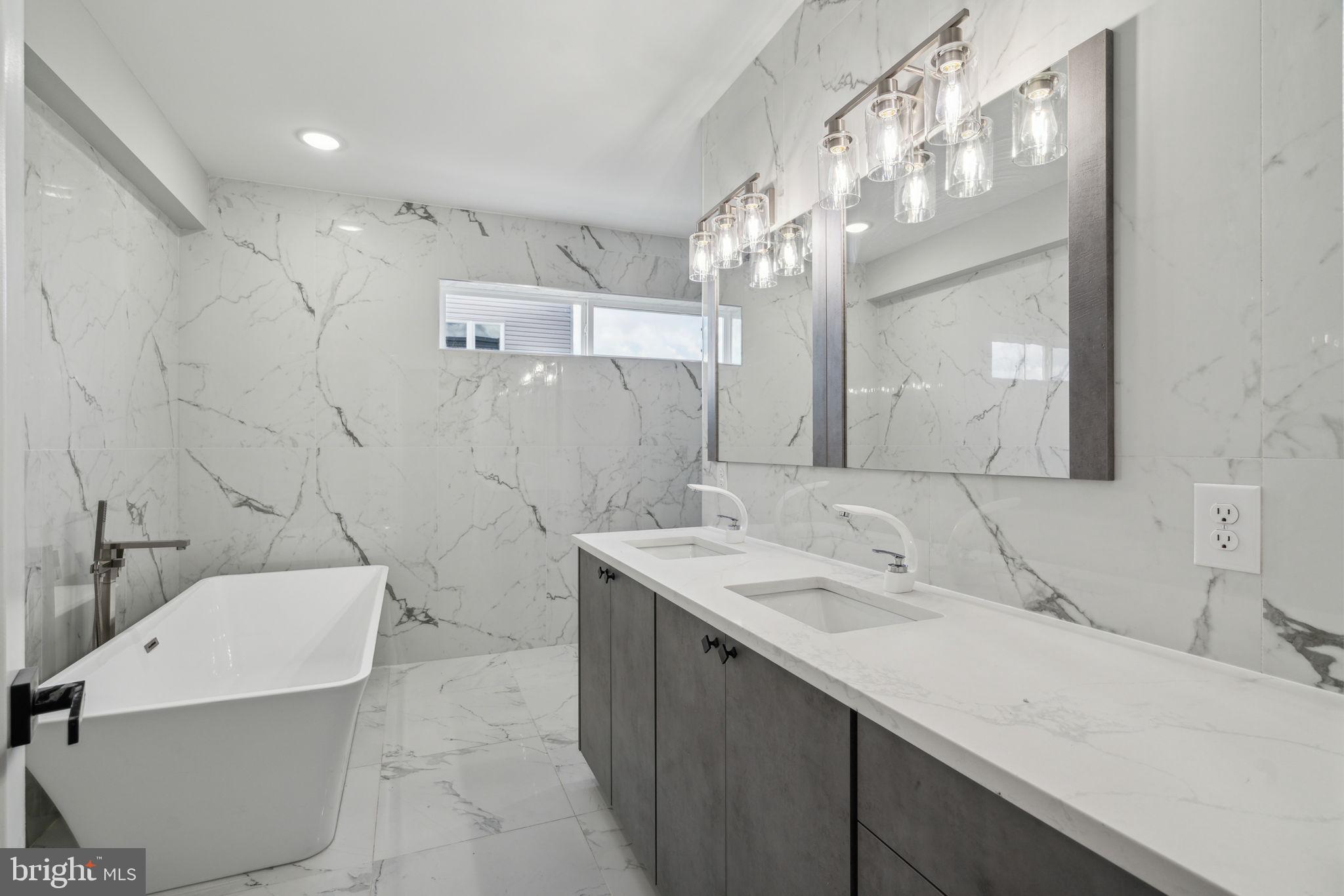 POINT BREEZE - Residential