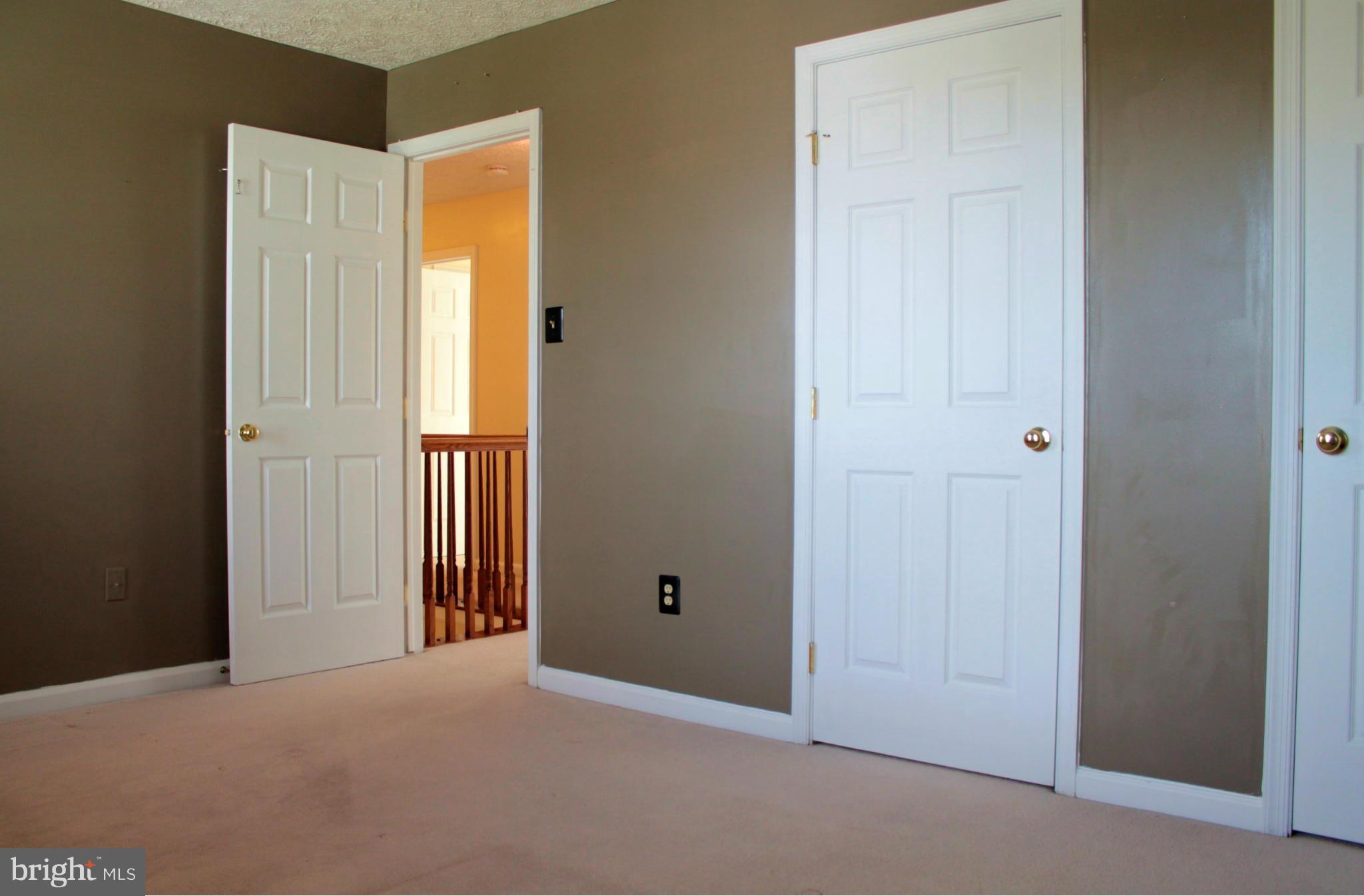 PARKVIEW MEADOWS - Residential Lease