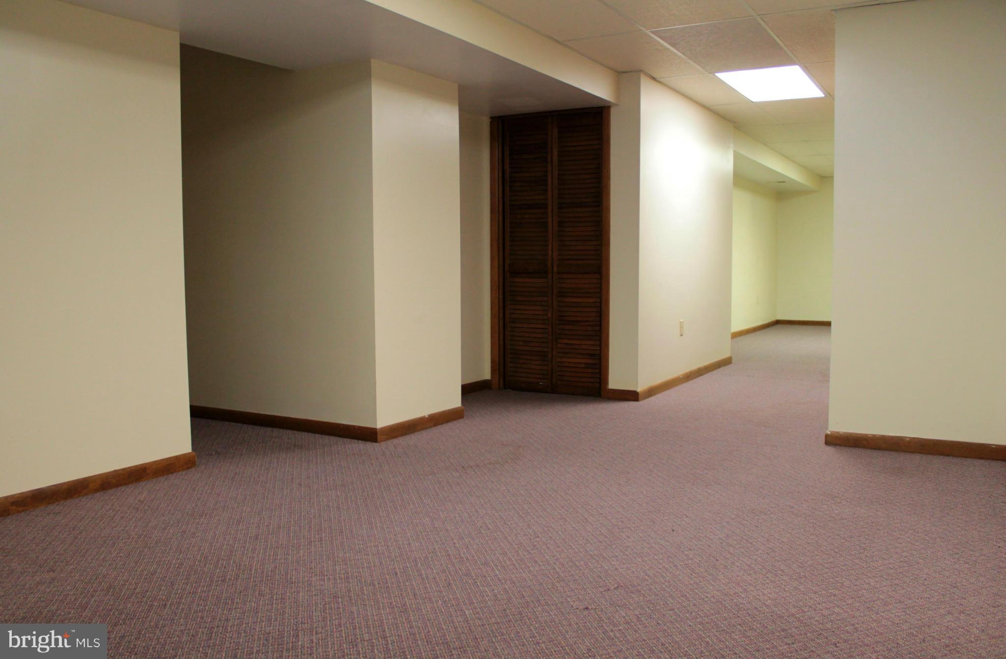 PARKVIEW MEADOWS - Residential Lease